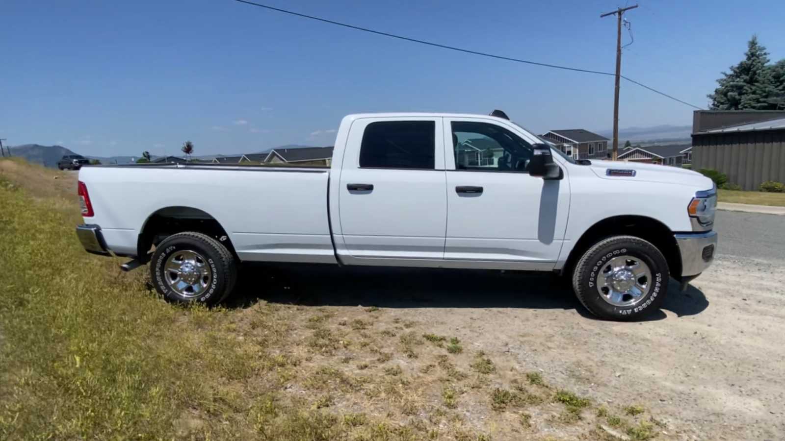 2024 Ram 2500 Tradesman 4x4 Crew Cab 8 Box 9