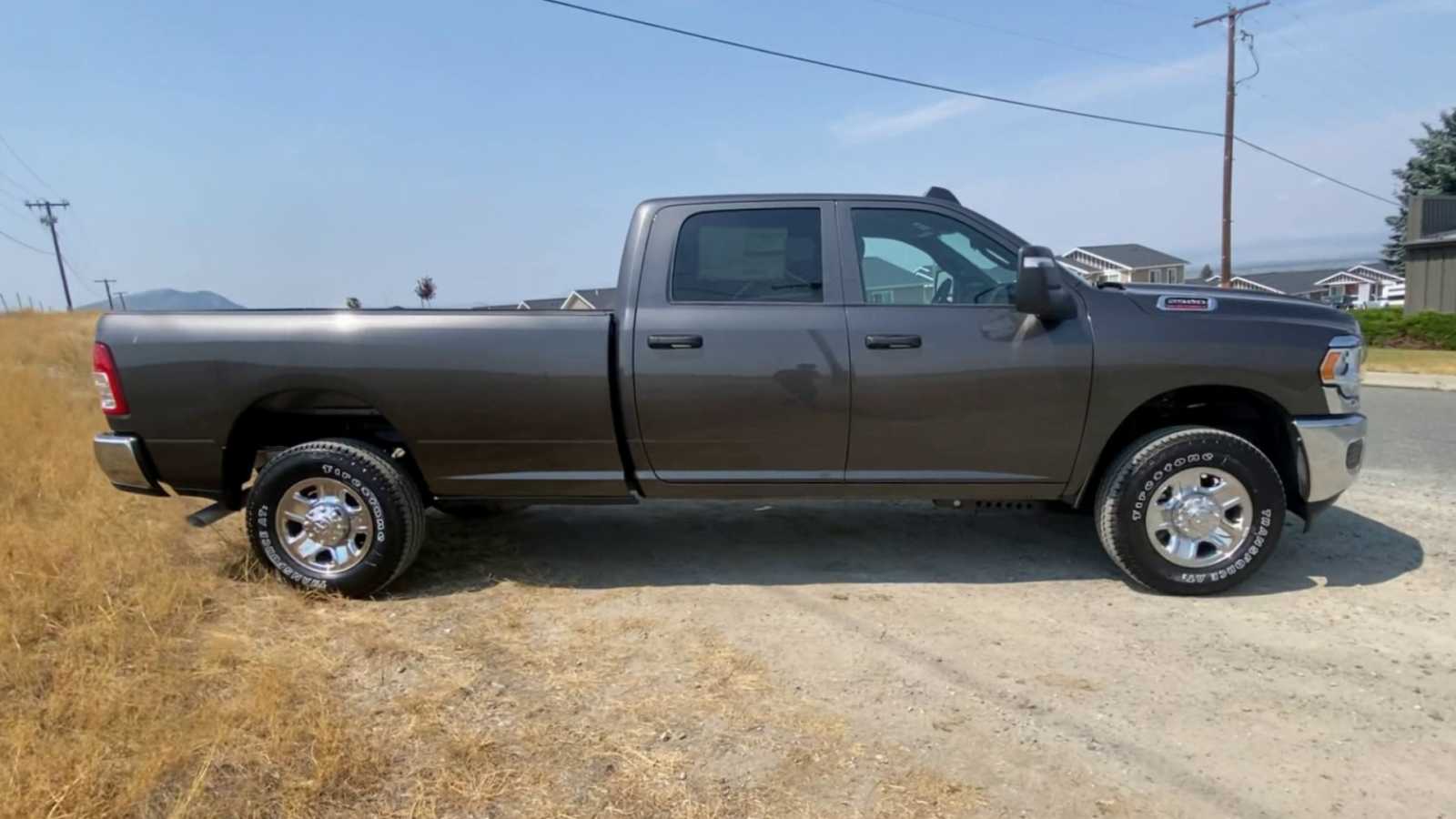 2024 Ram 2500 Tradesman 4x4 Crew Cab 8 Box 9