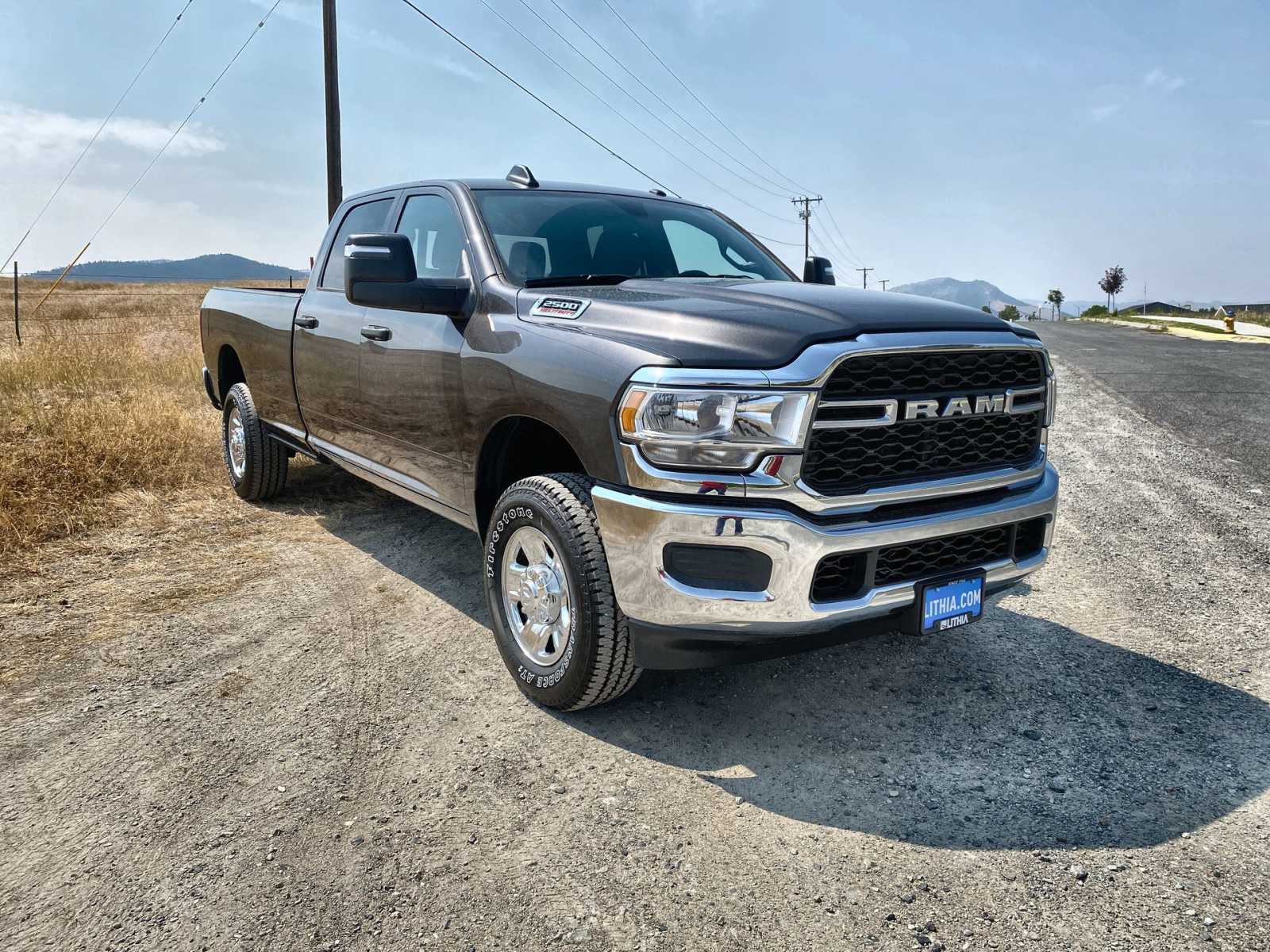 2024 Ram 2500 Tradesman 4x4 Crew Cab 8 Box 17