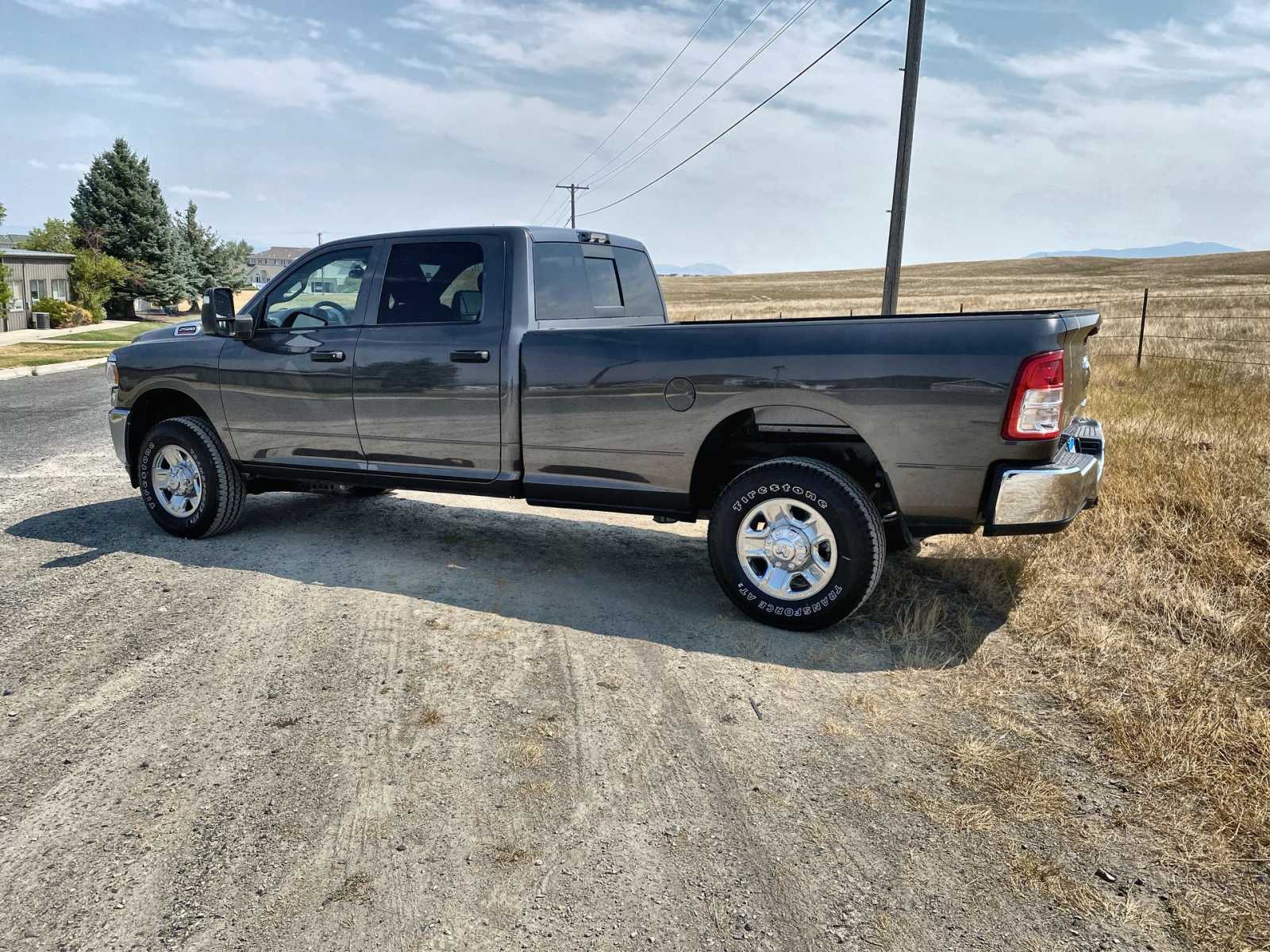 2024 Ram 2500 Tradesman 4x4 Crew Cab 8 Box 10