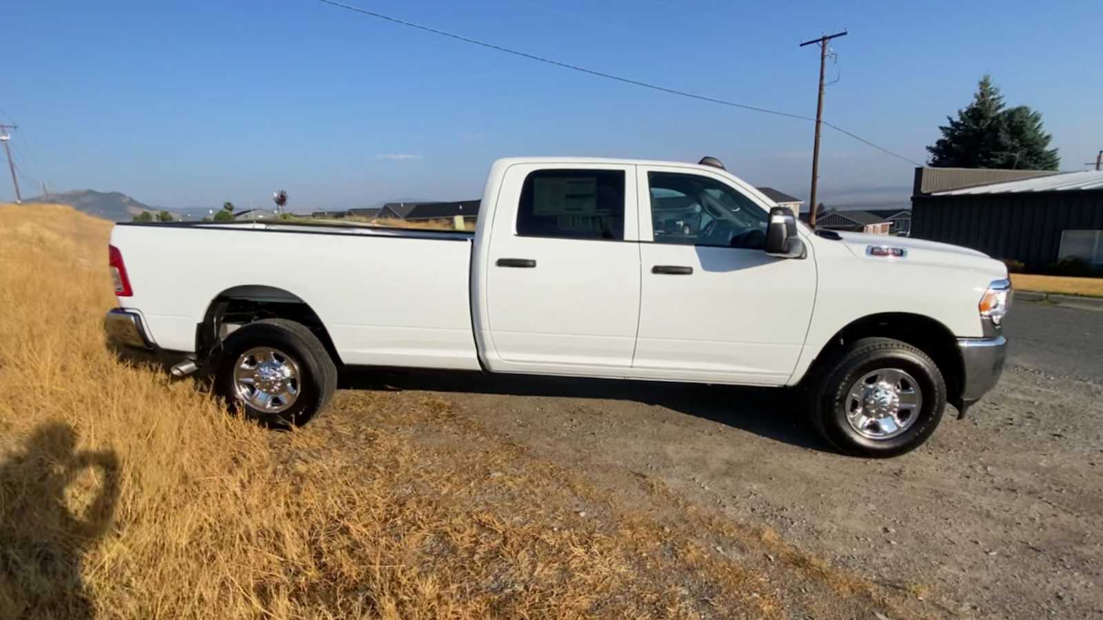 2024 Ram 2500 Tradesman 4x4 Crew Cab 8 Box 9