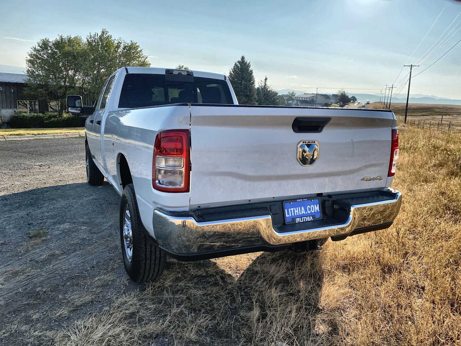 2024 Ram 2500 Tradesman 4x4 Crew Cab 8 Box 12