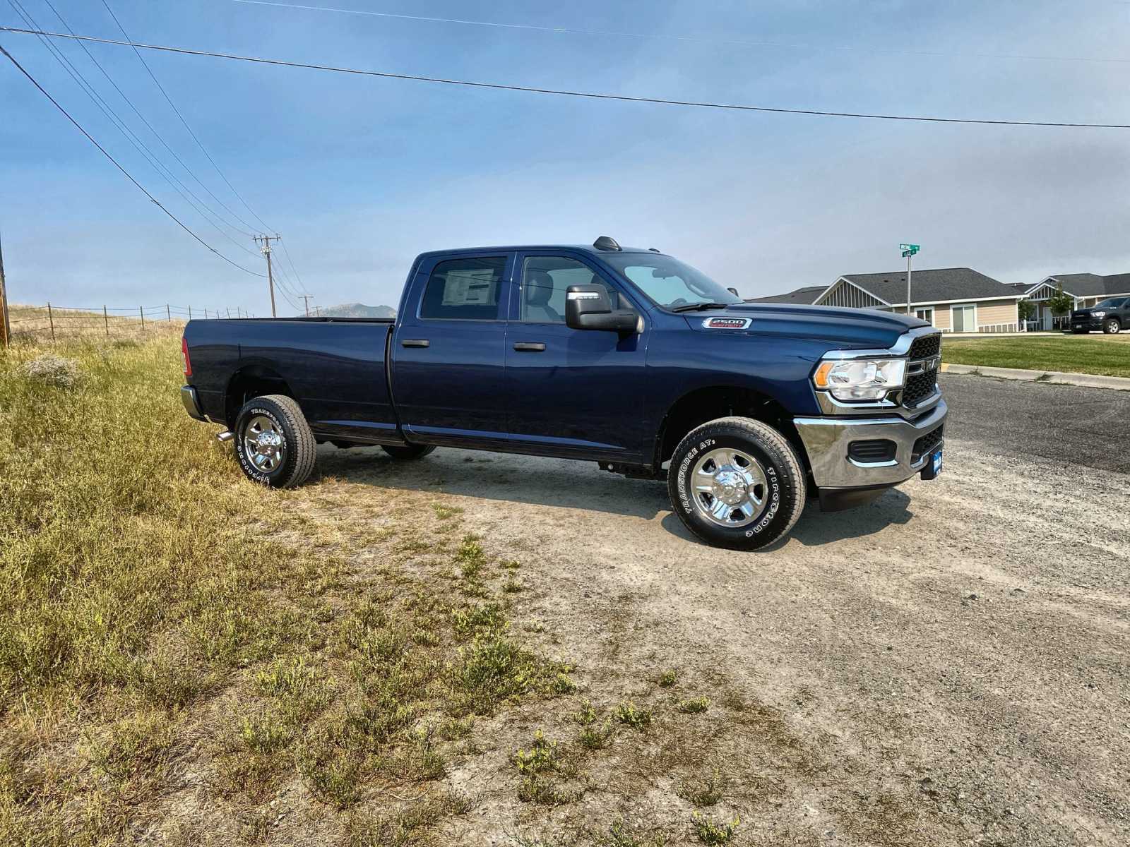 2024 Ram 2500 Tradesman 4x4 Crew Cab 8 Box 18