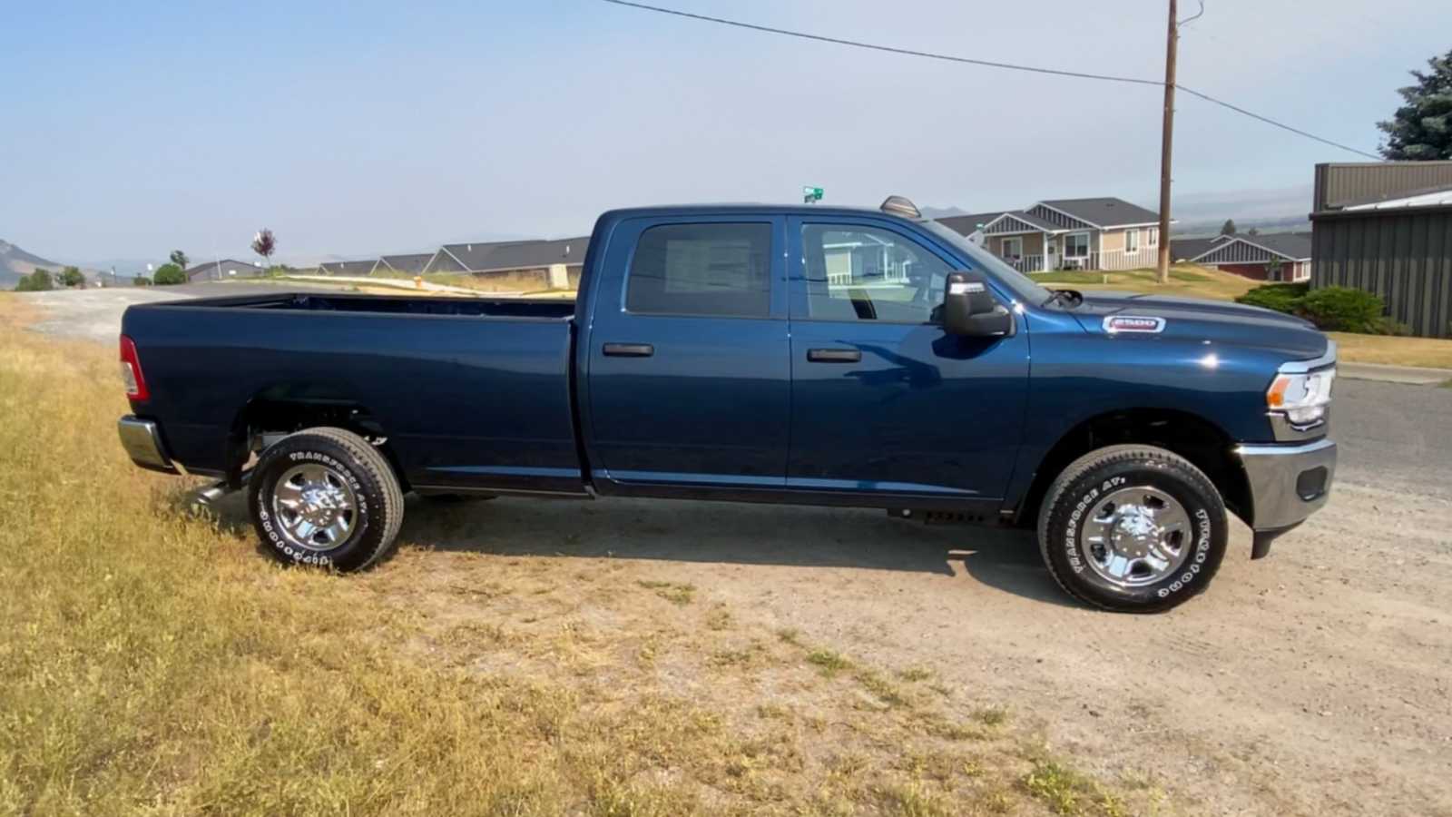 2024 Ram 2500 Tradesman 4x4 Crew Cab 8 Box 9