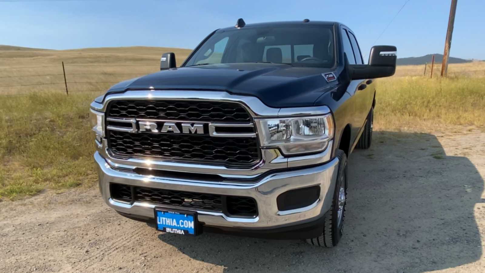 2024 Ram 2500 Tradesman 4x4 Crew Cab 8 Box 3