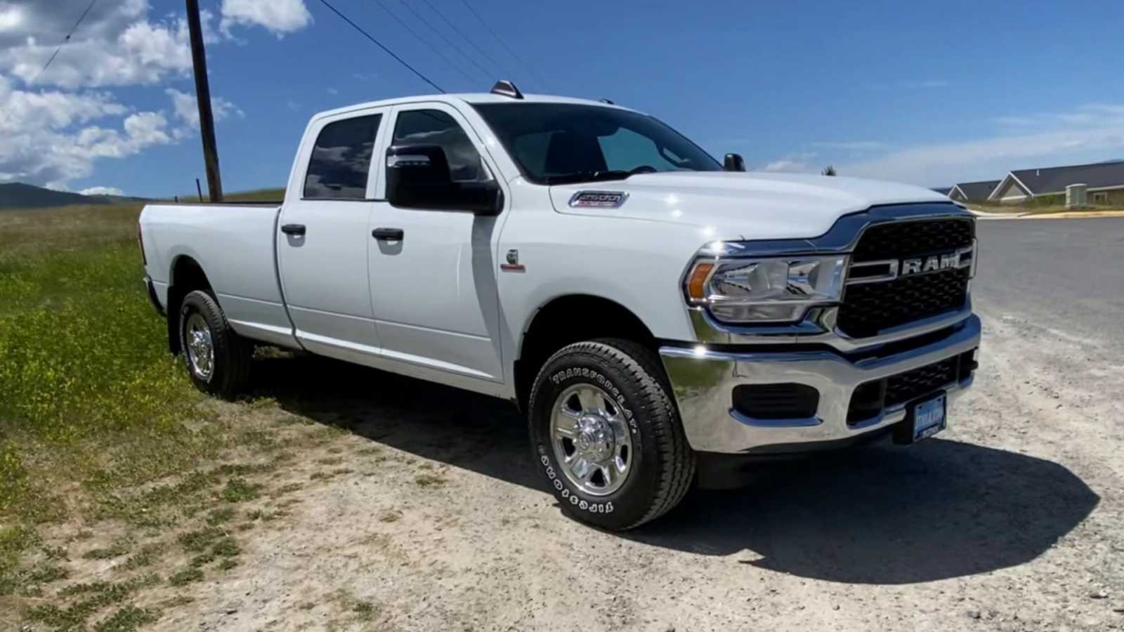 2024 Ram 2500 Tradesman 4x4 Crew Cab 8 Box 2