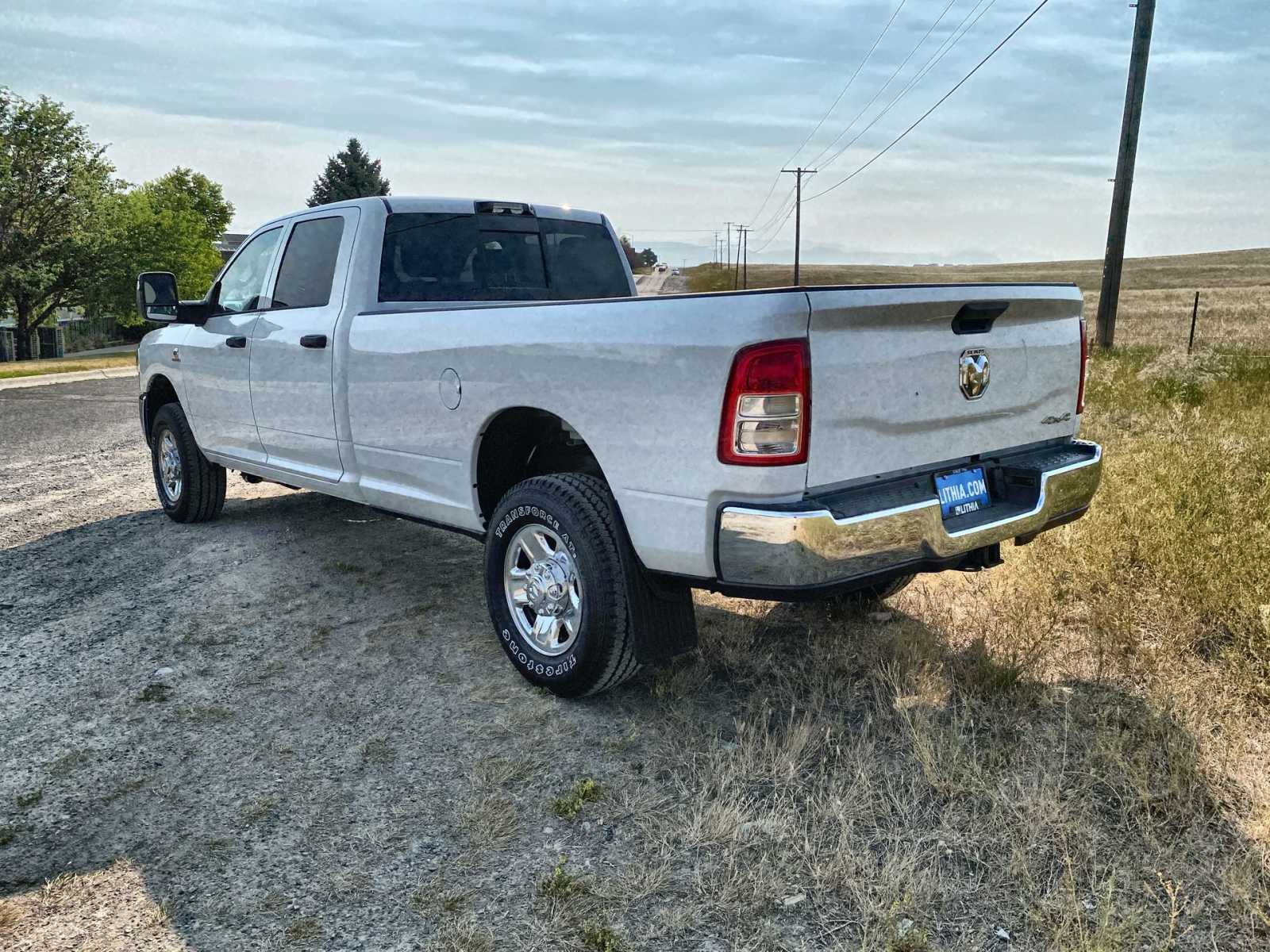 2024 Ram 2500 Tradesman 4x4 Crew Cab 8 Box 11