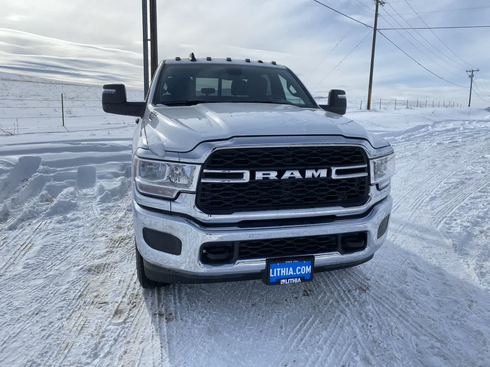 2024 Ram 2500 Tradesman 4x4 Crew Cab 8 Box 5