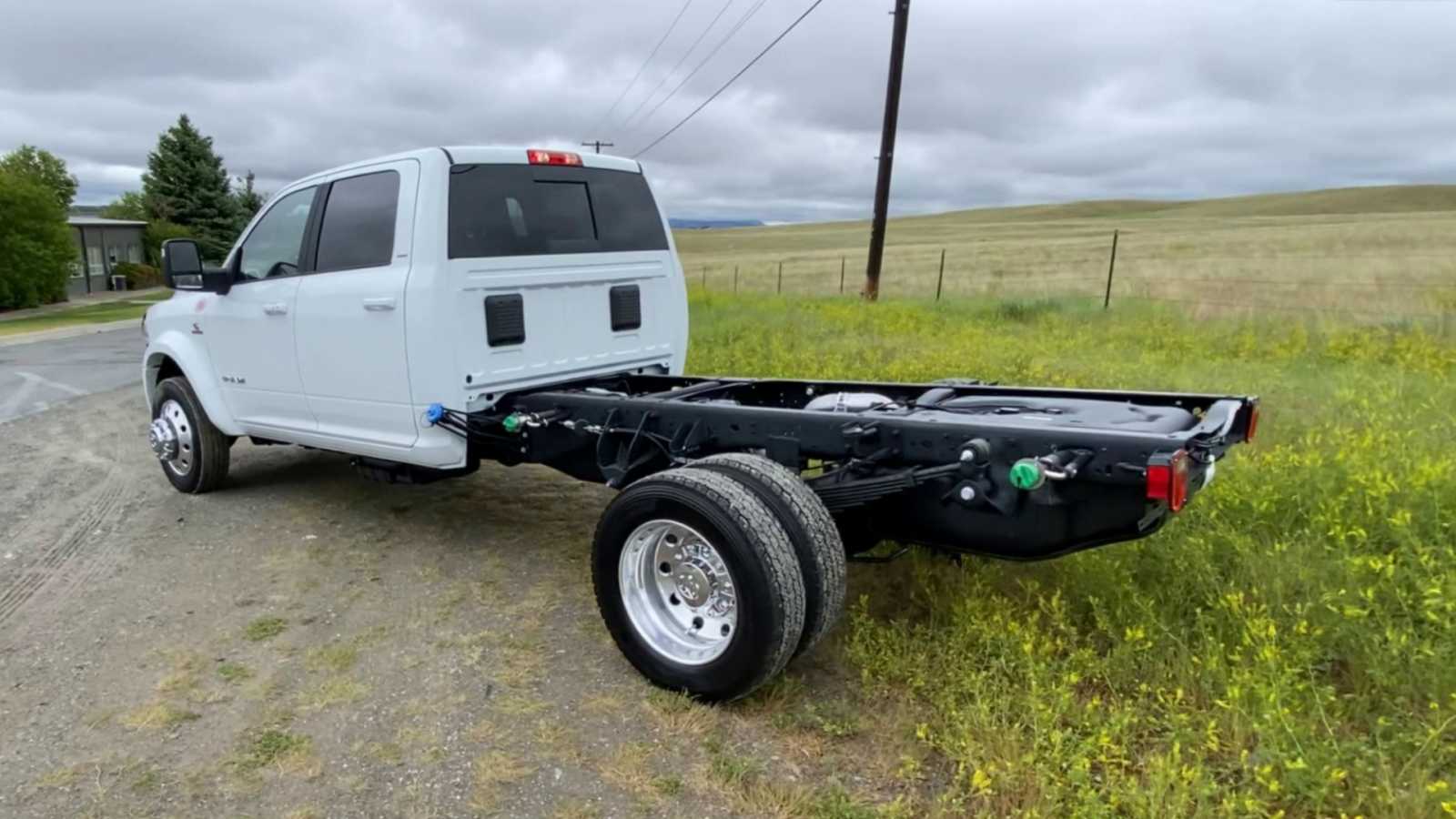 2024 Ram 4500 Chassis Cab Laramie 4x4 Crew Cab 60 CA 173.4 WB 6