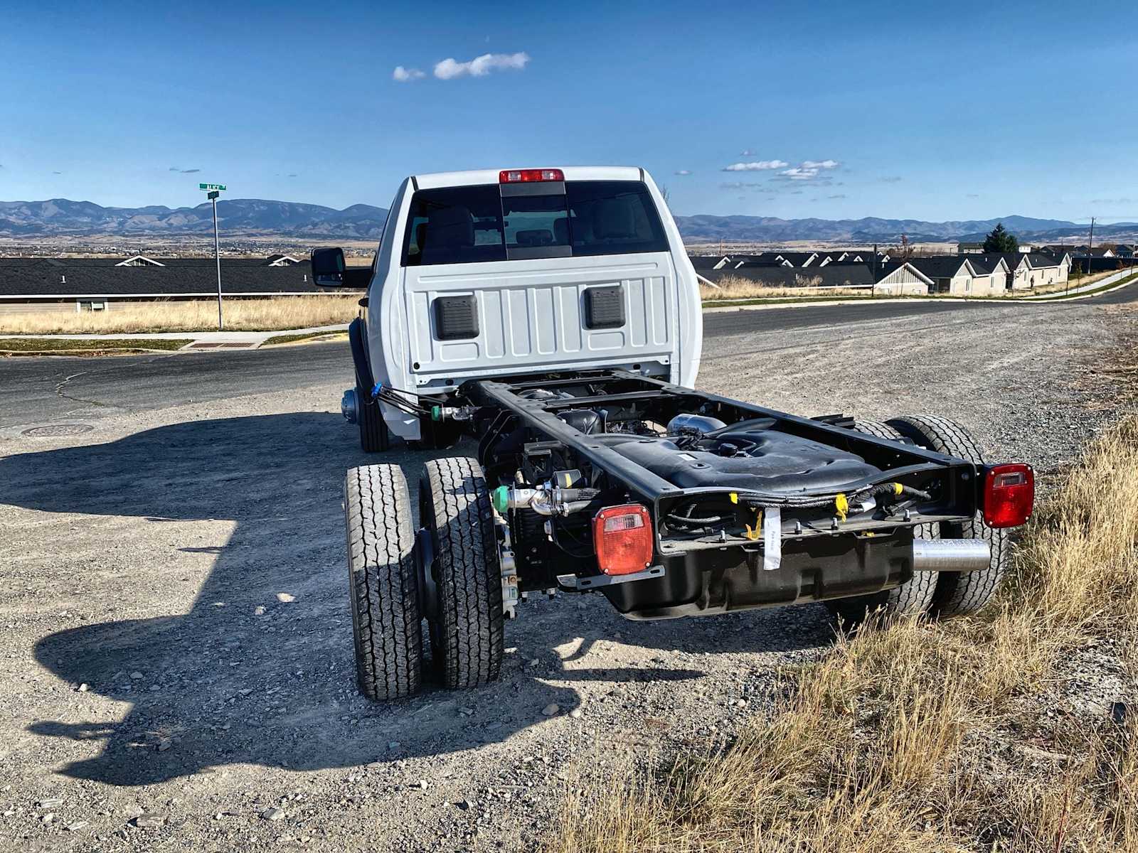 2024 Ram 5500 Chassis Cab Tradesman 4x4 Crew Cab 84 CA 197.4 WB 12