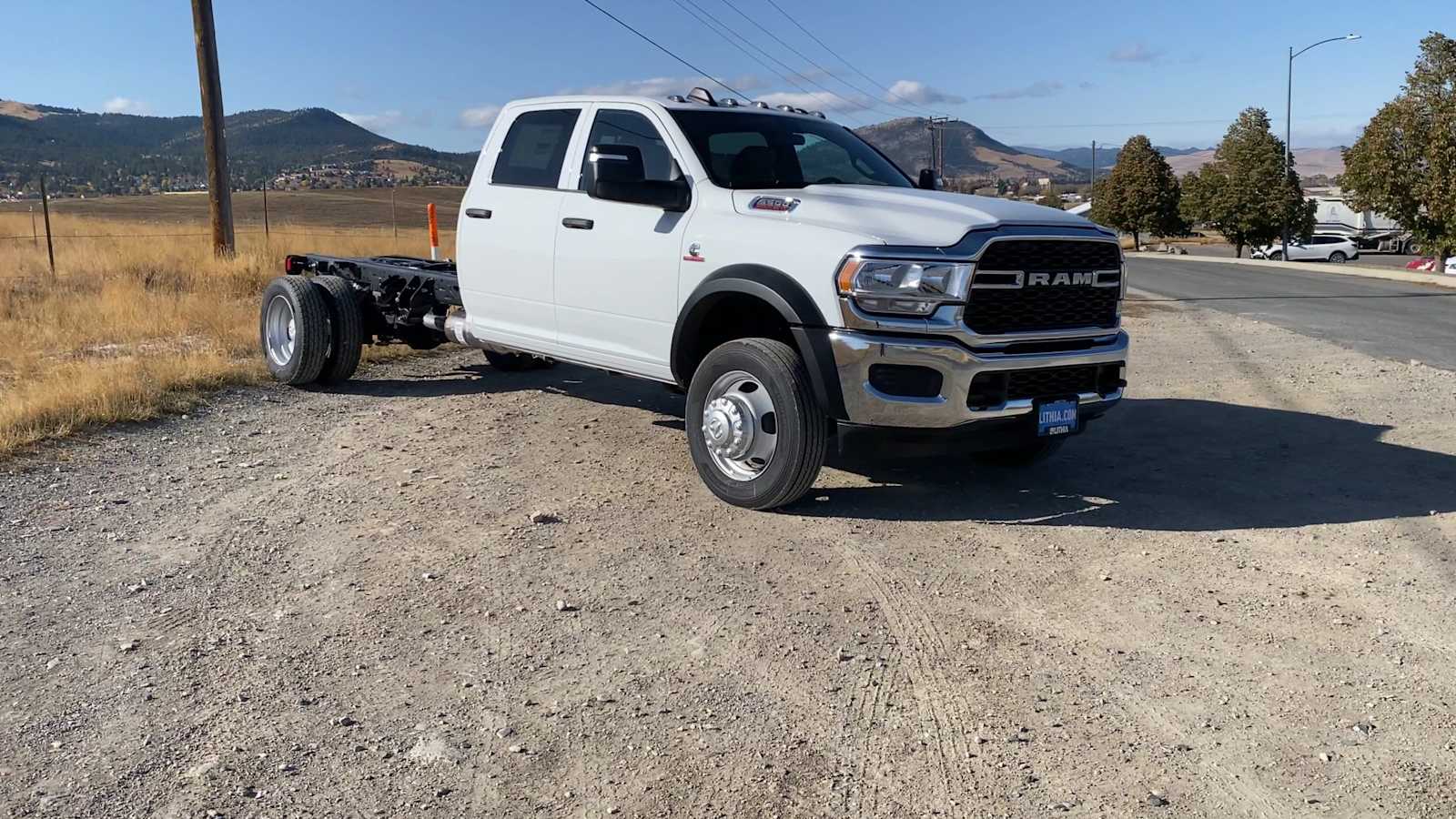 2024 Ram 5500 Chassis Cab Tradesman 4x4 Crew Cab 84 CA 197.4 WB 3