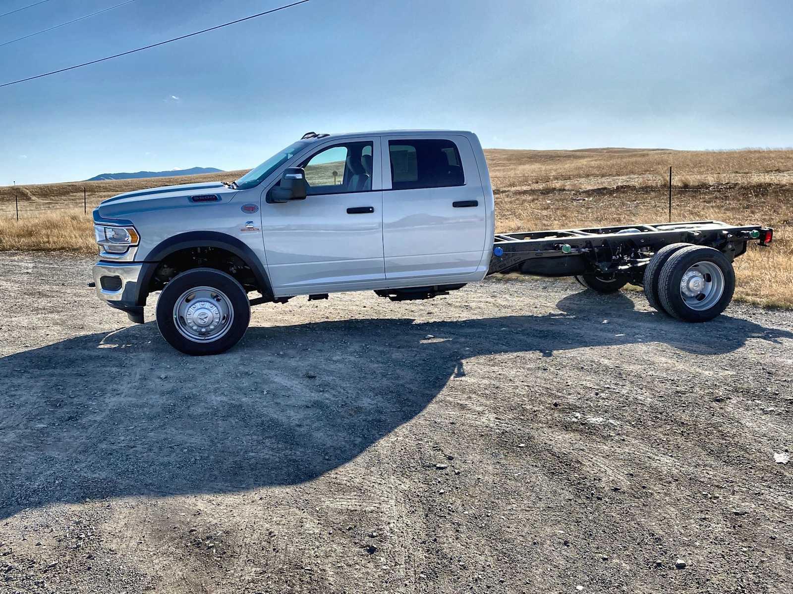 2024 Ram 5500 Chassis Cab Tradesman 4x4 Crew Cab 84 CA 197.4 WB 10