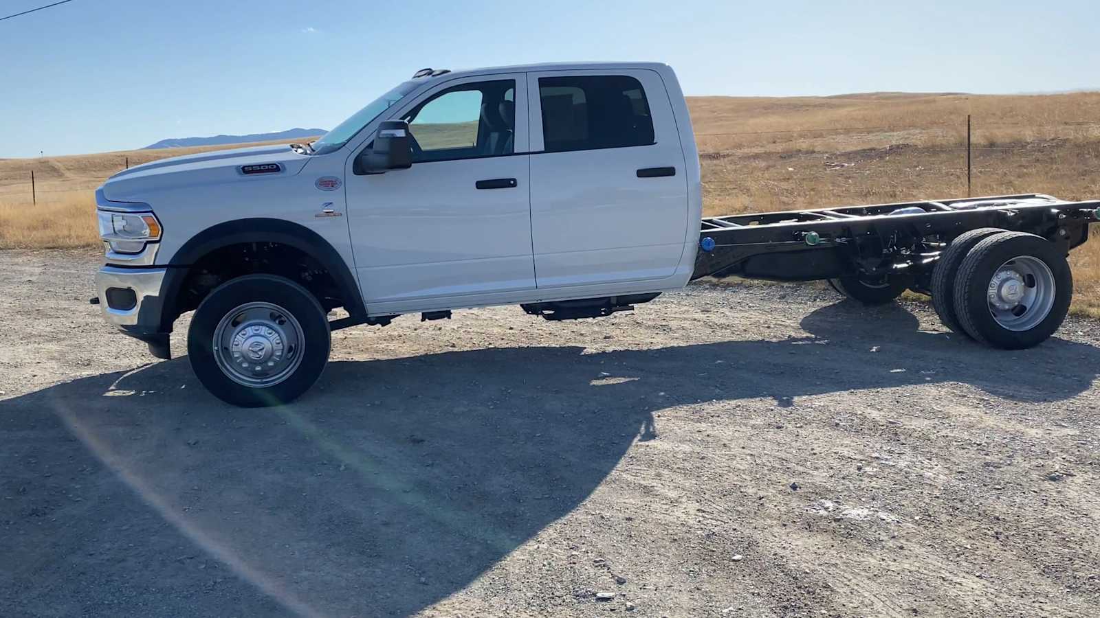 2024 Ram 5500 Chassis Cab Tradesman 4x4 Crew Cab 84 CA 197.4 WB 5