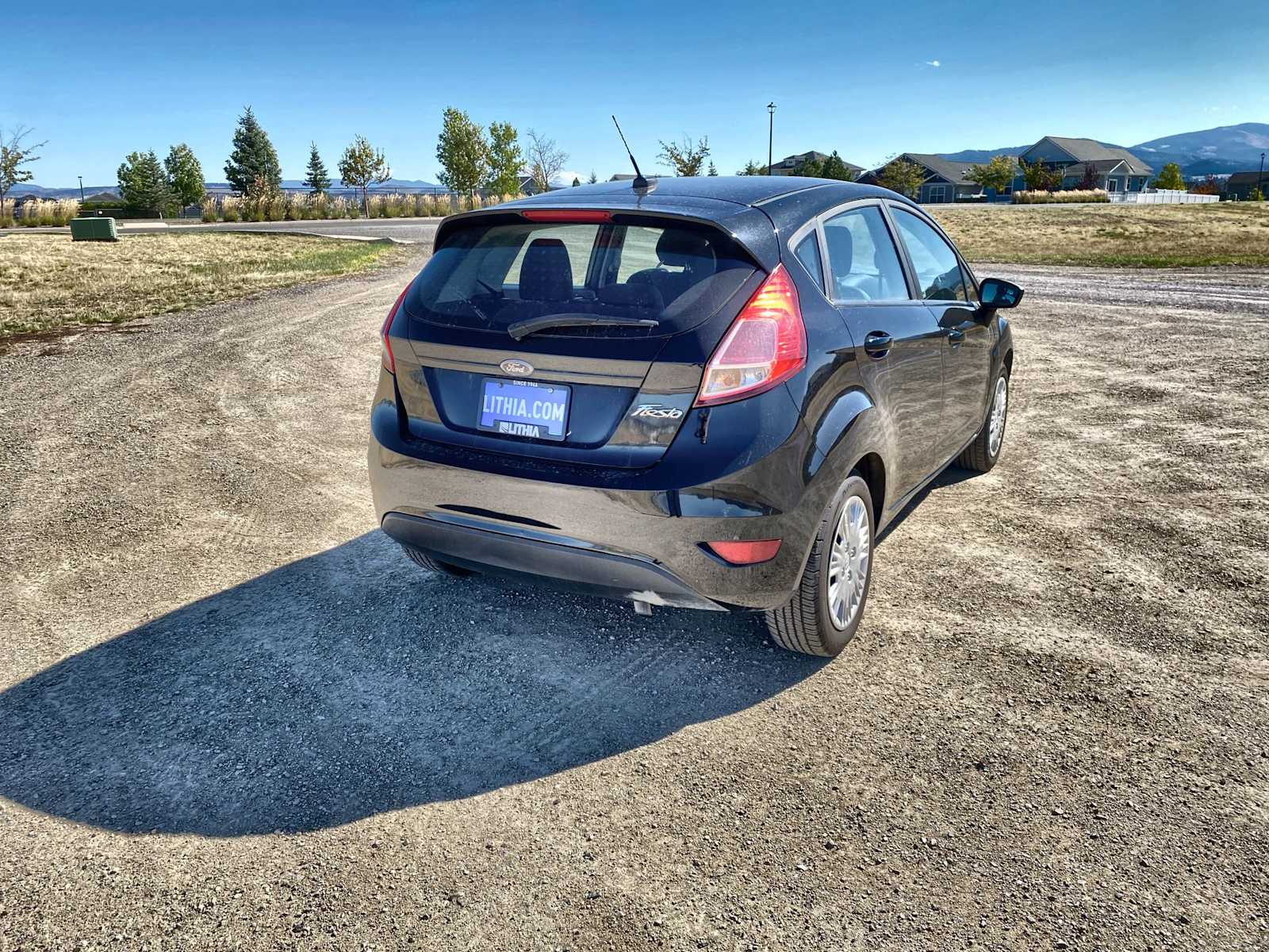 2016 Ford Fiesta S 12