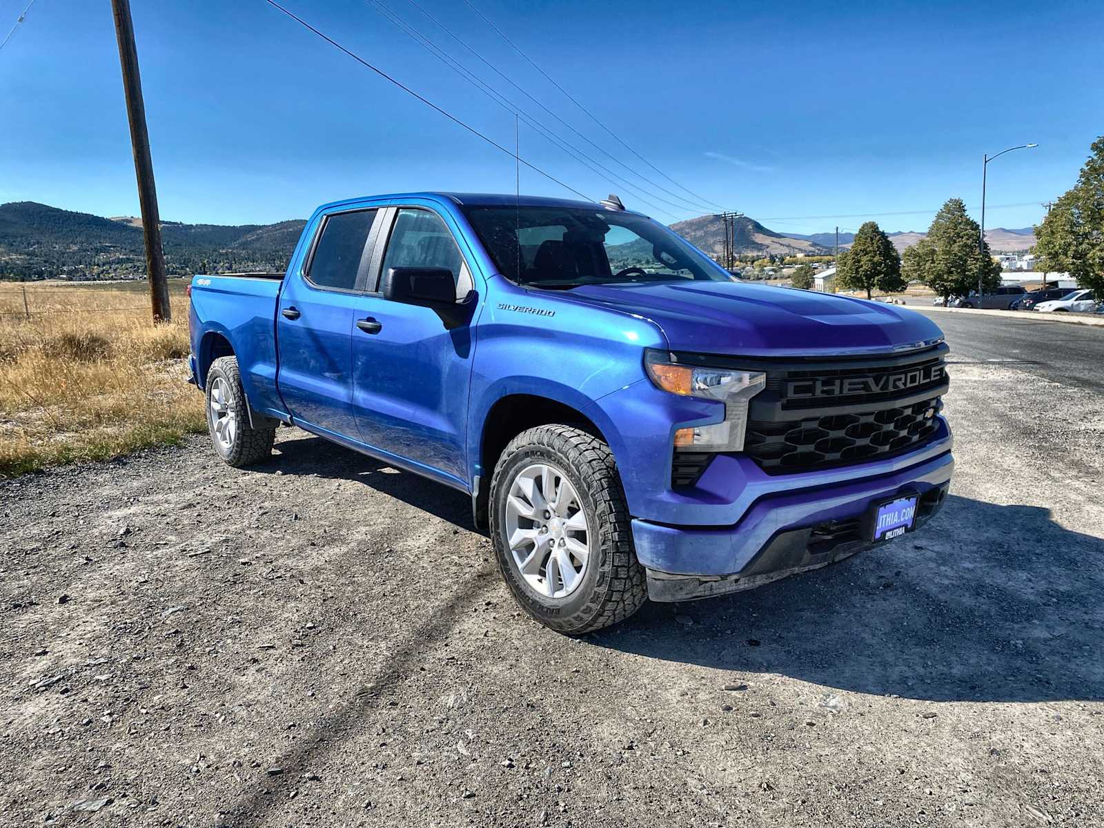 2023 Chevrolet Silverado 1500 Custom 4WD Crew Cab 157 18