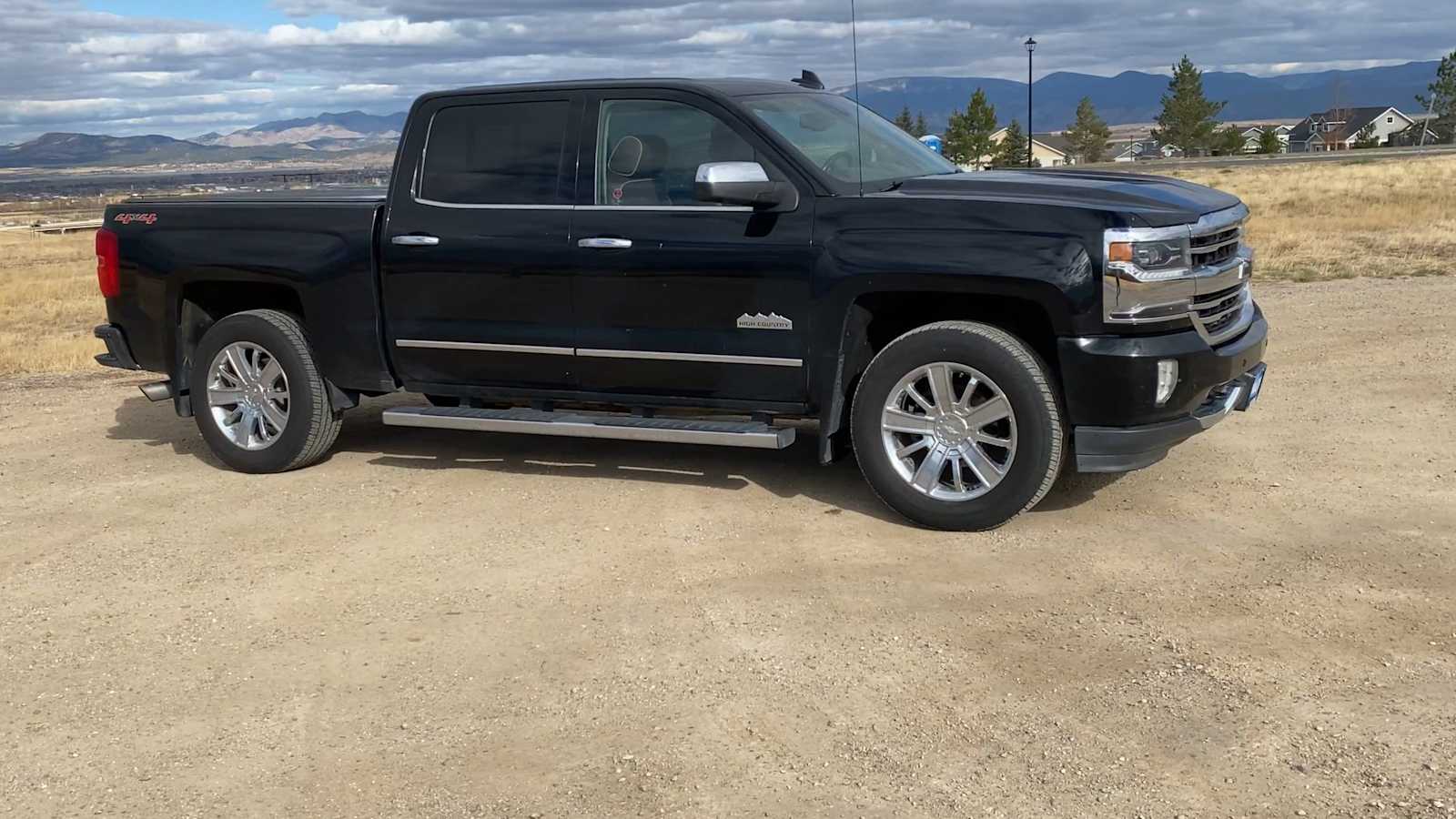 2016 Chevrolet Silverado 1500 High Country 4WD Crew Cab 143.5 2