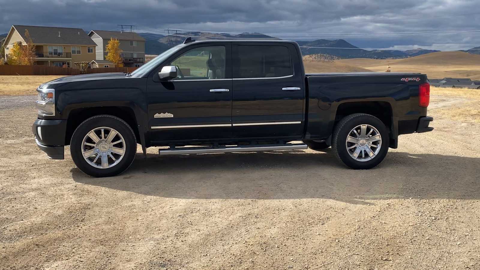 2016 Chevrolet Silverado 1500 High Country 4WD Crew Cab 143.5 5