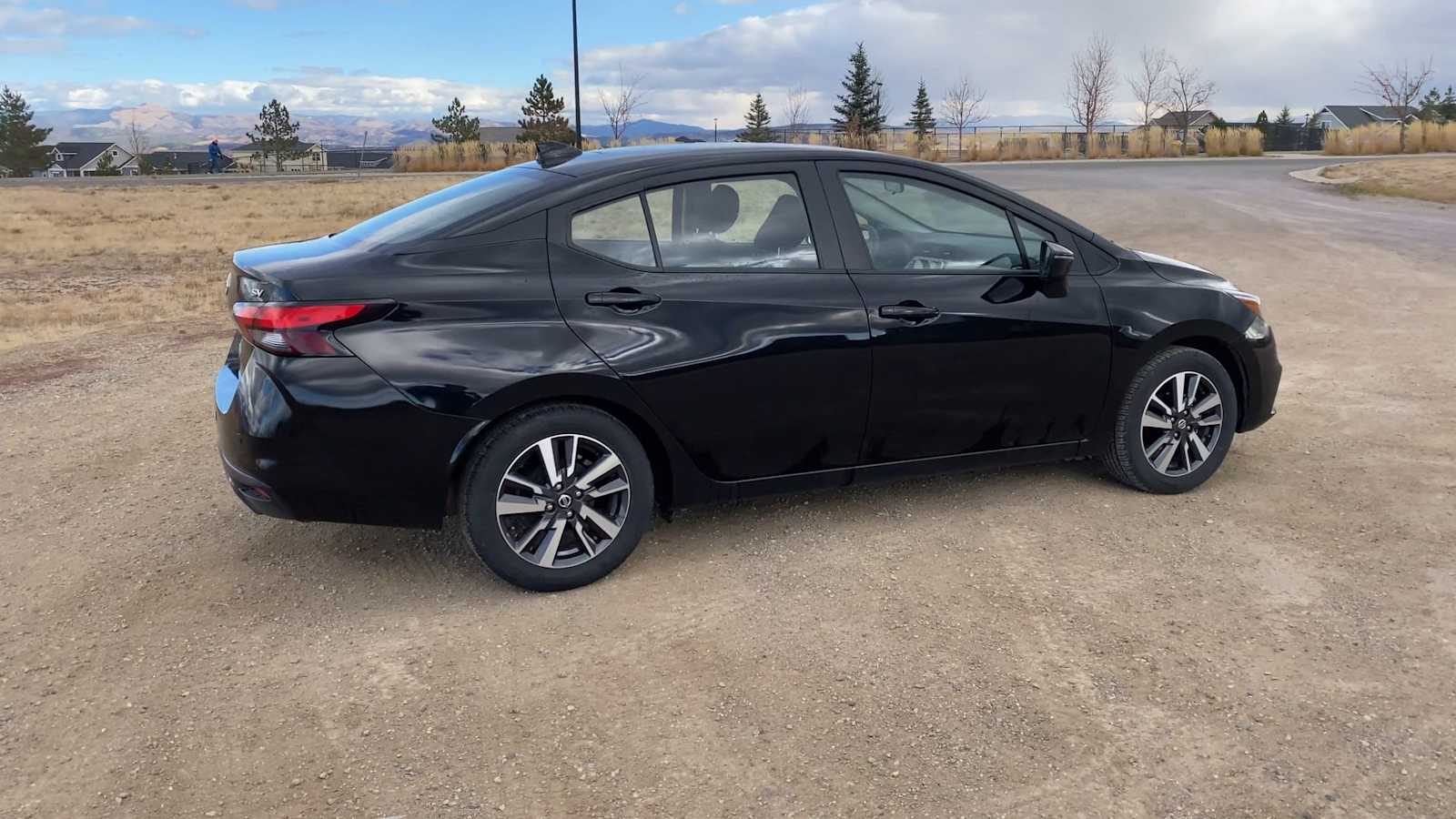 2021 Nissan Versa SV 9