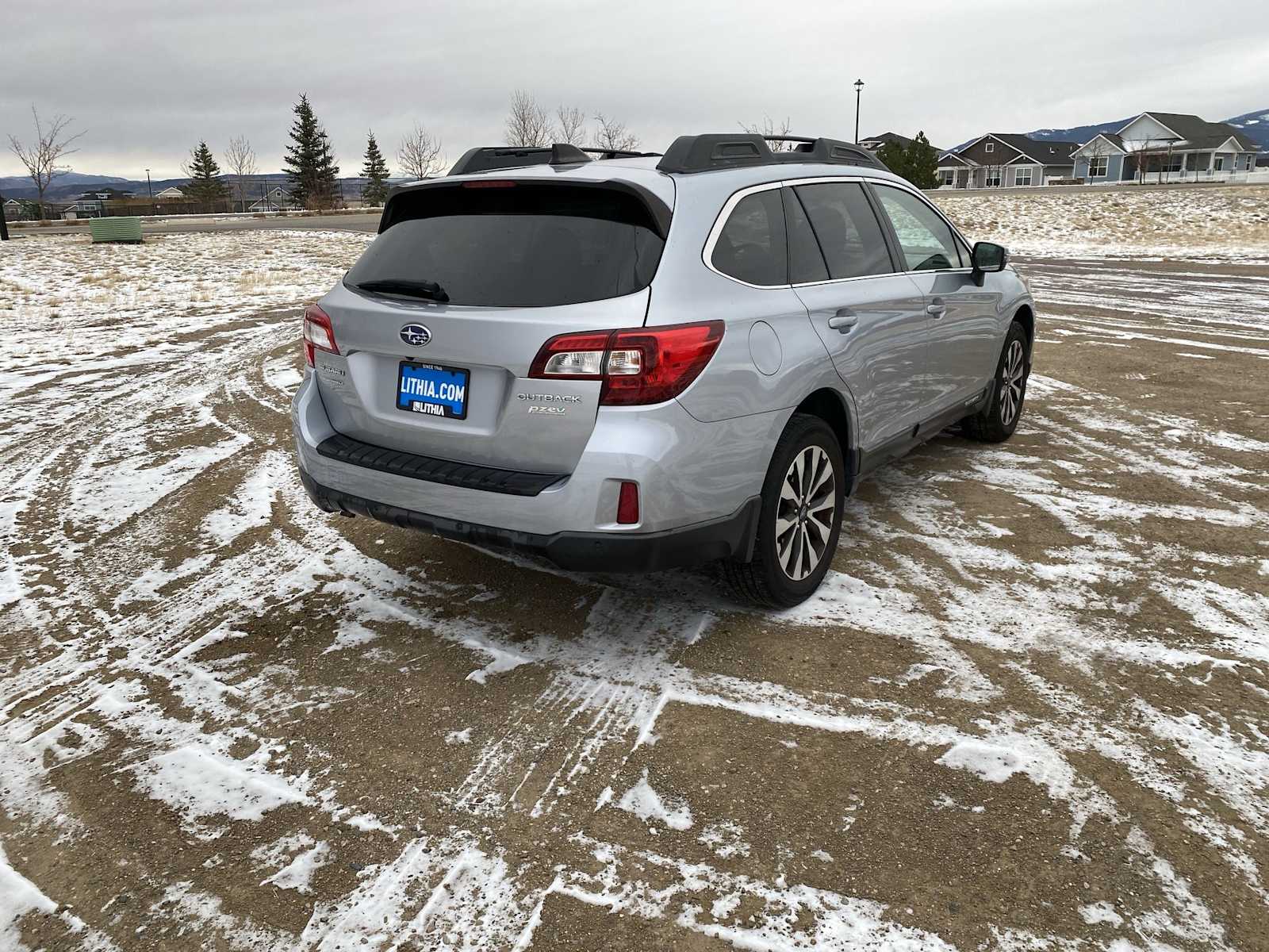 2017 Subaru Outback Limited 12