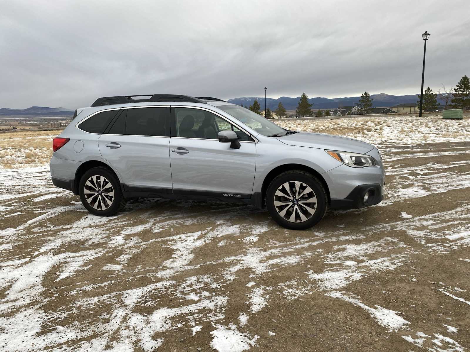 2017 Subaru Outback Limited 21