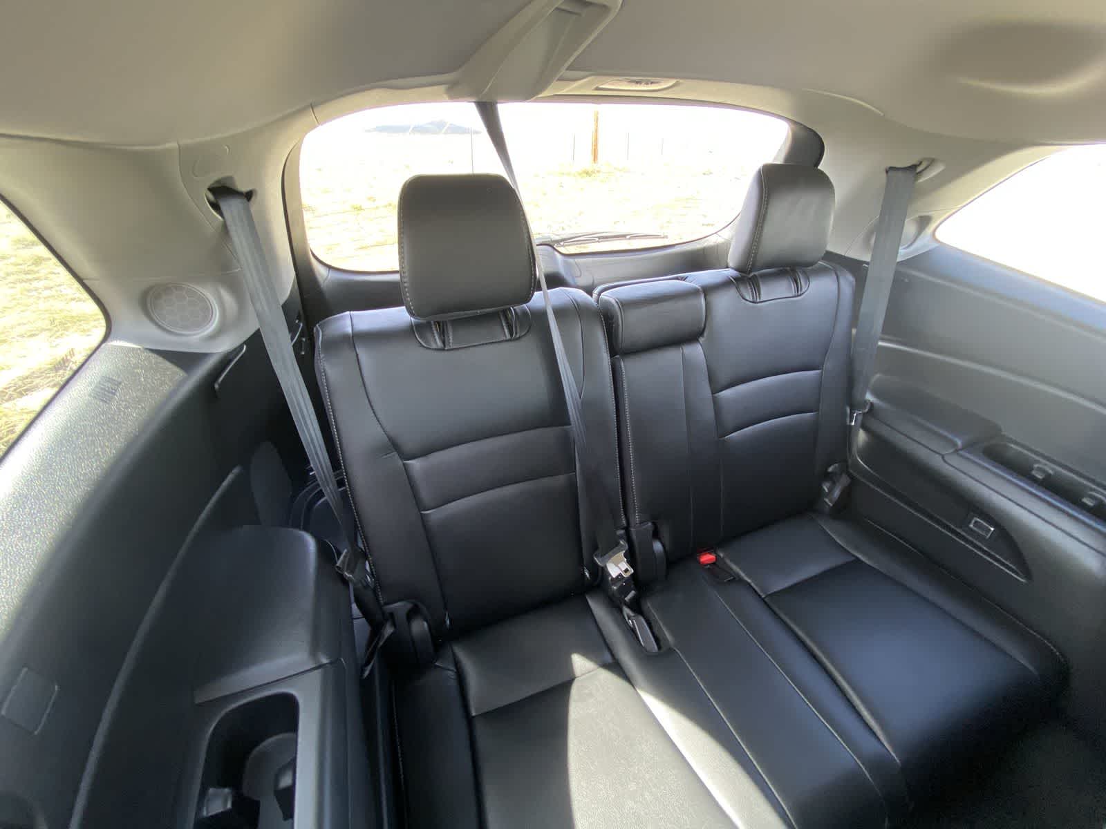 2019 Honda Pilot Touring 8-Passenger 27