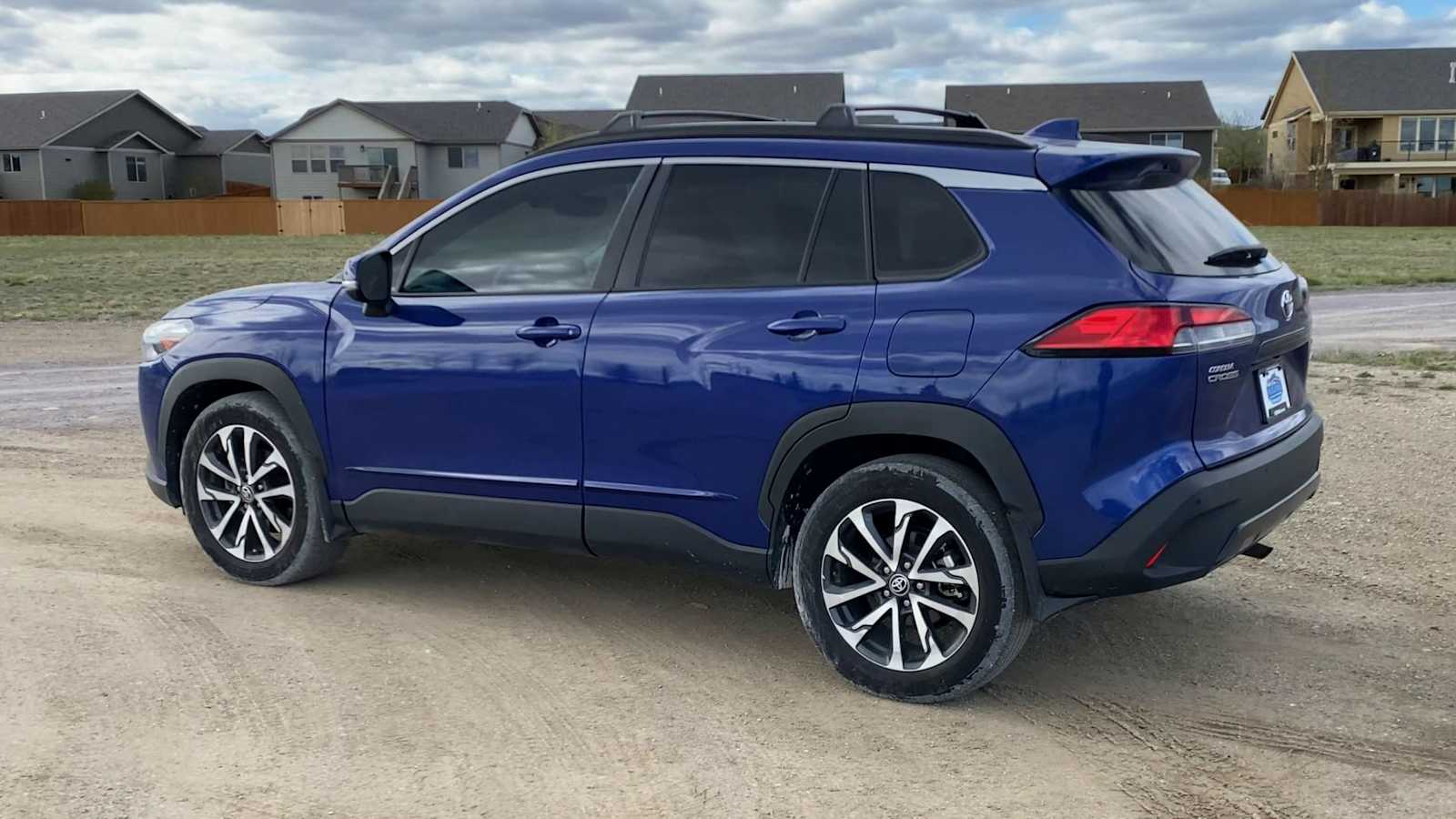 View vehicle photo 6
