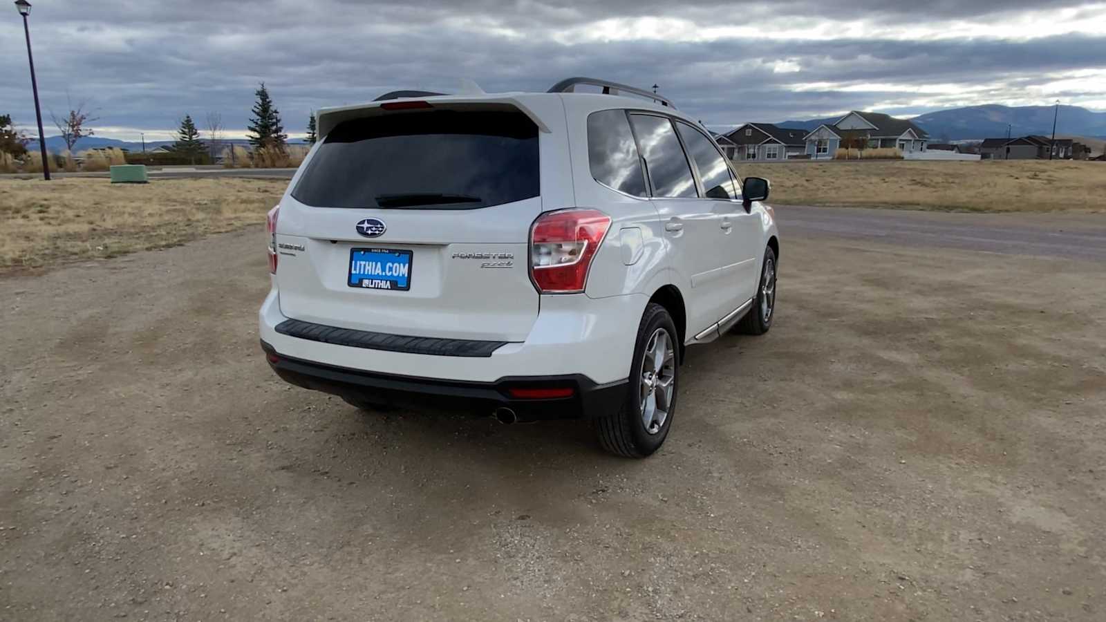 2016 Subaru Forester 2.5i Touring 8