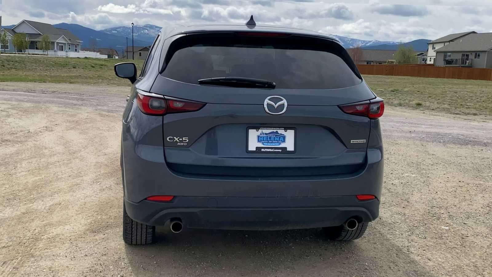 View vehicle photo 7