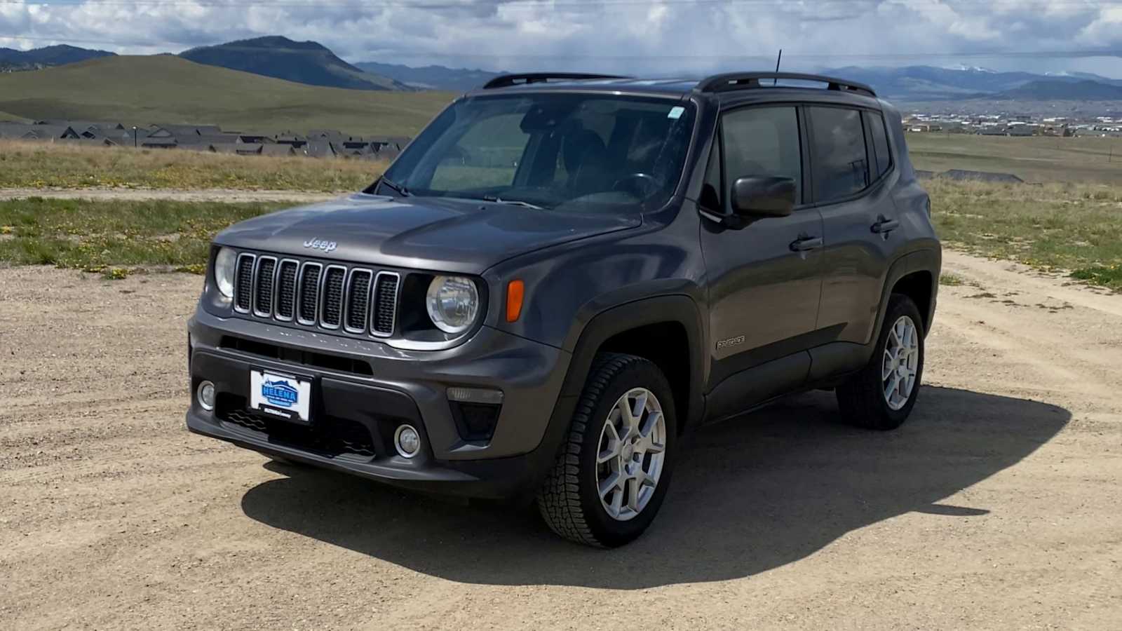 View vehicle photo 4