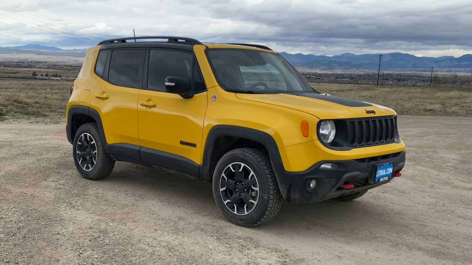 View vehicle photo 2