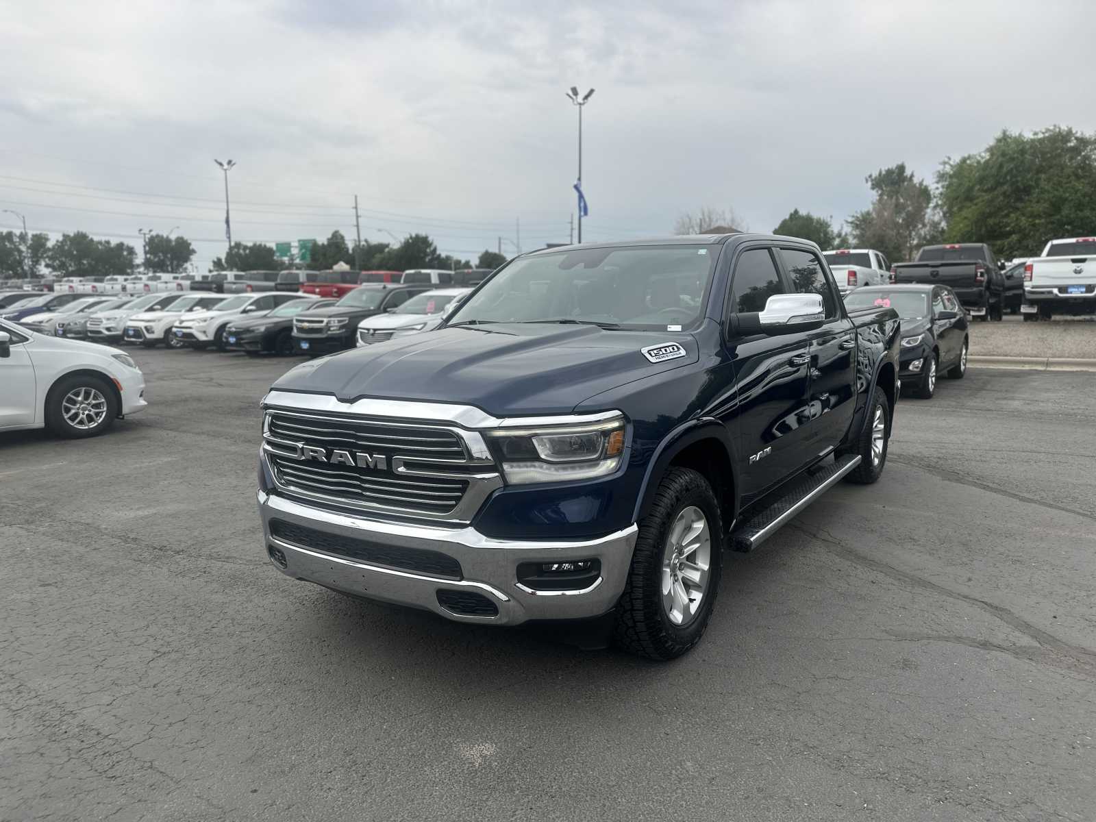 2022 RAM 1500 Laramie 4x4 Crew Cab 57 Box