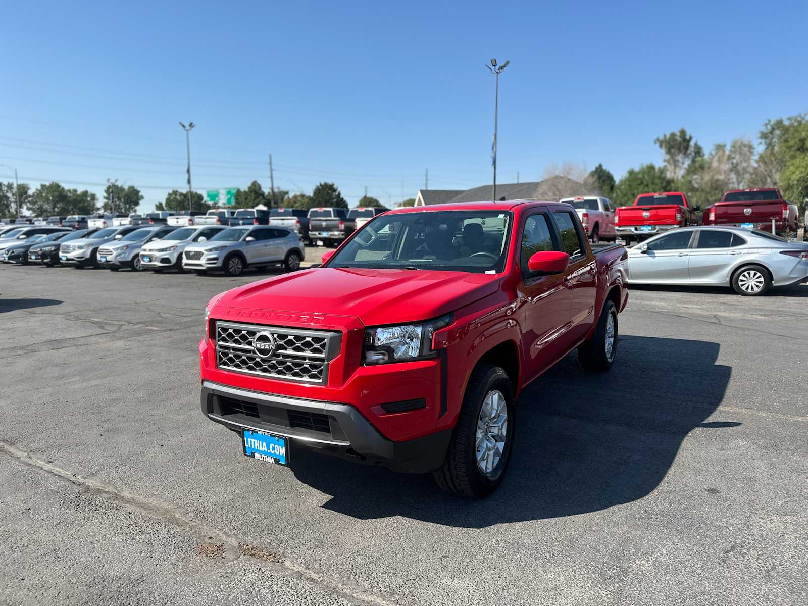 2023 Nissan Frontier SV Crew Cab 4x4 Auto