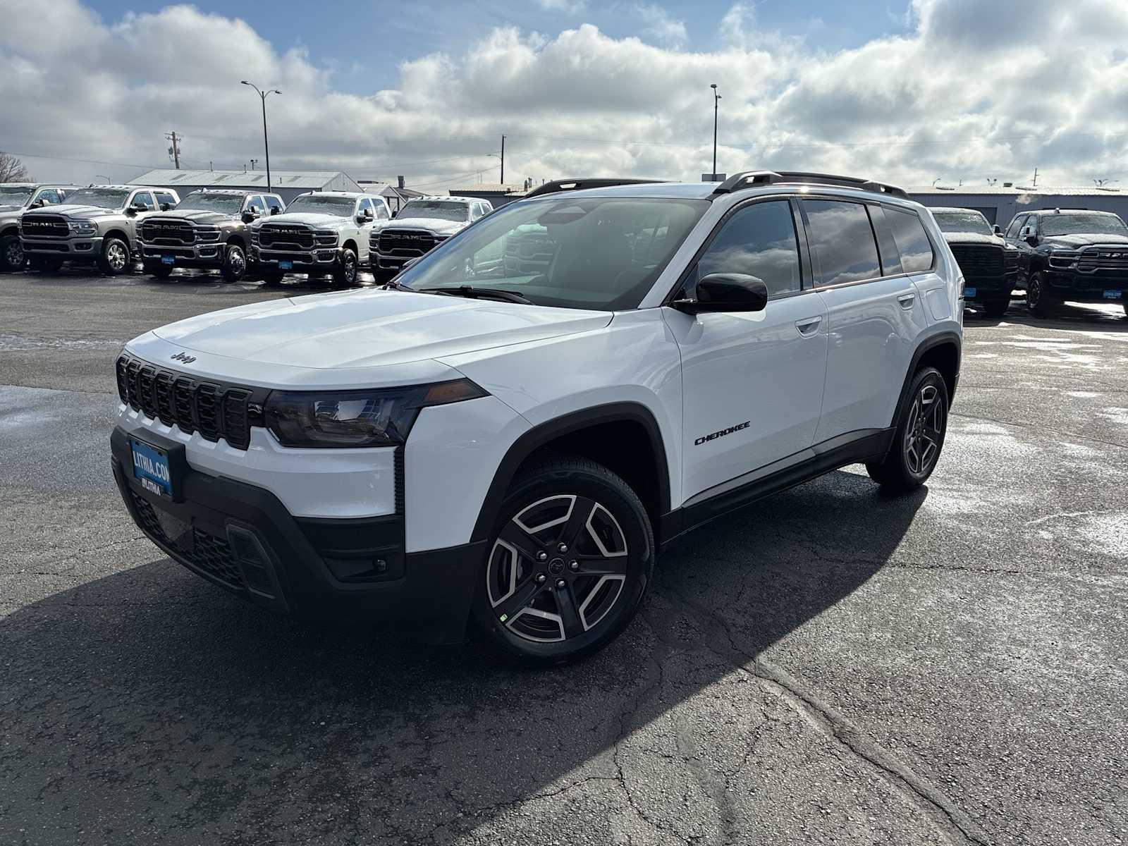 Bright White Clearcoat 2026 Jeep Cherokee Laredo 4WD SUV / Crossover Four-Wheel Drive Continuously Variable Transmission