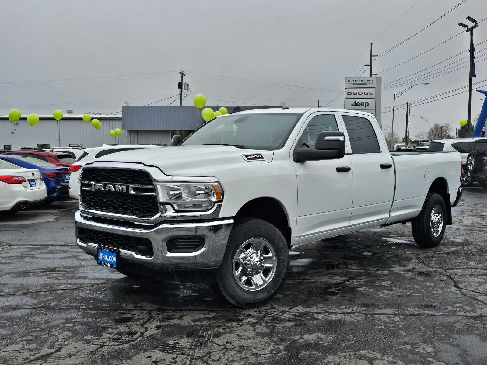 2024 RAM 3500 Tradesman 4x4 Crew Cab 8 Box