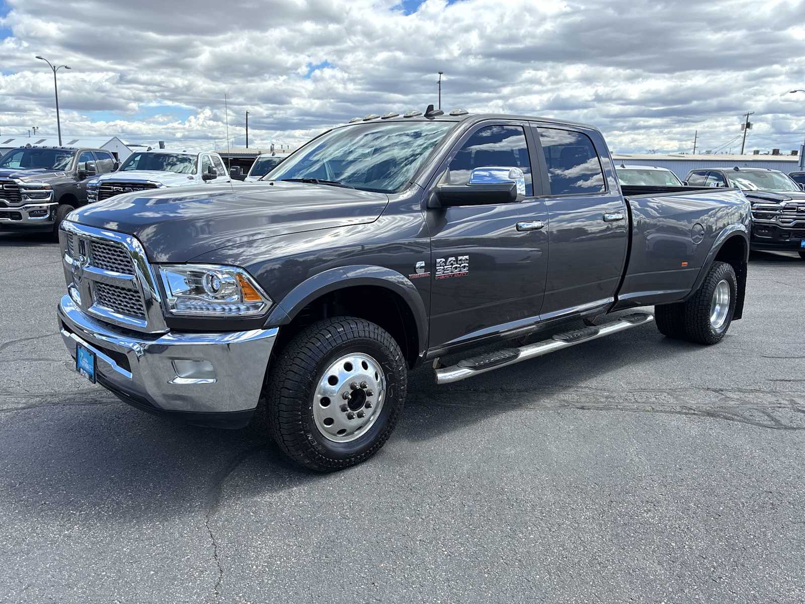 Gray (Granite Crystal Metallic Clearcoat) 2018 RAM 3500 Laramie Crew Cab LB DRW 4WD Pickup Truck Four-Wheel Drive 6-Speed Automatic