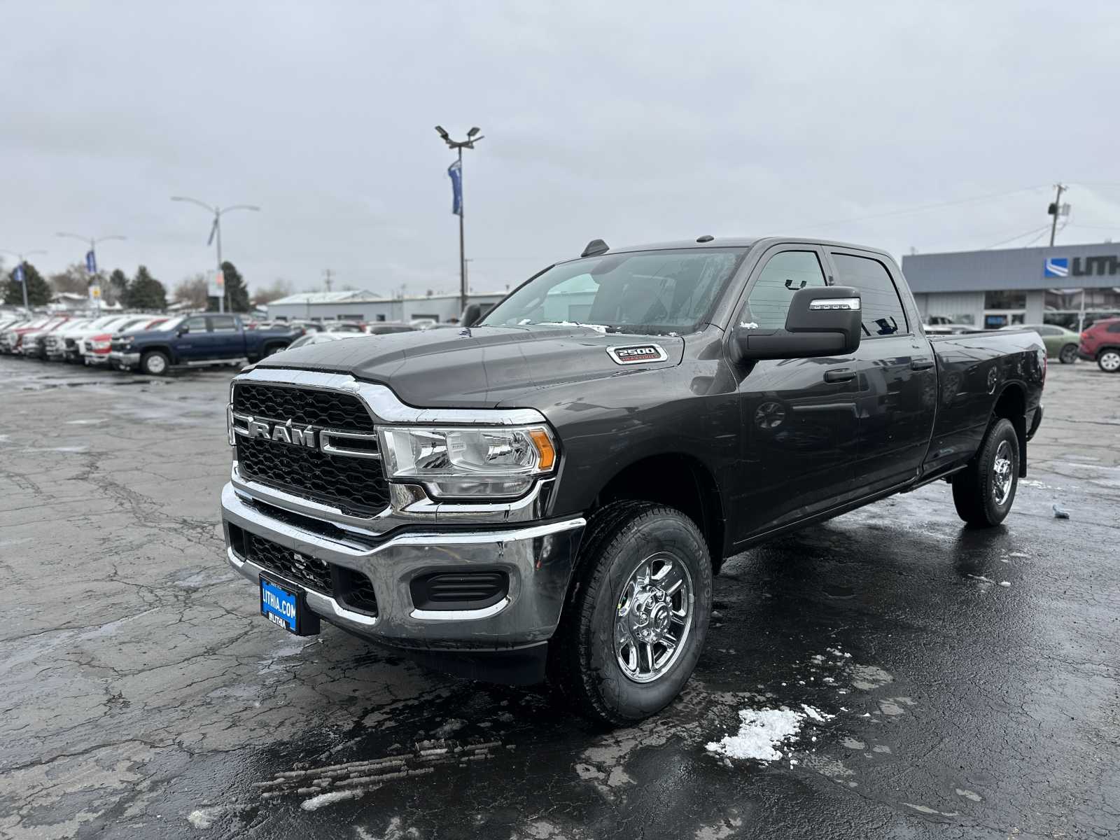 2024 RAM 2500 Tradesman 4x4 Crew Cab 8 Box