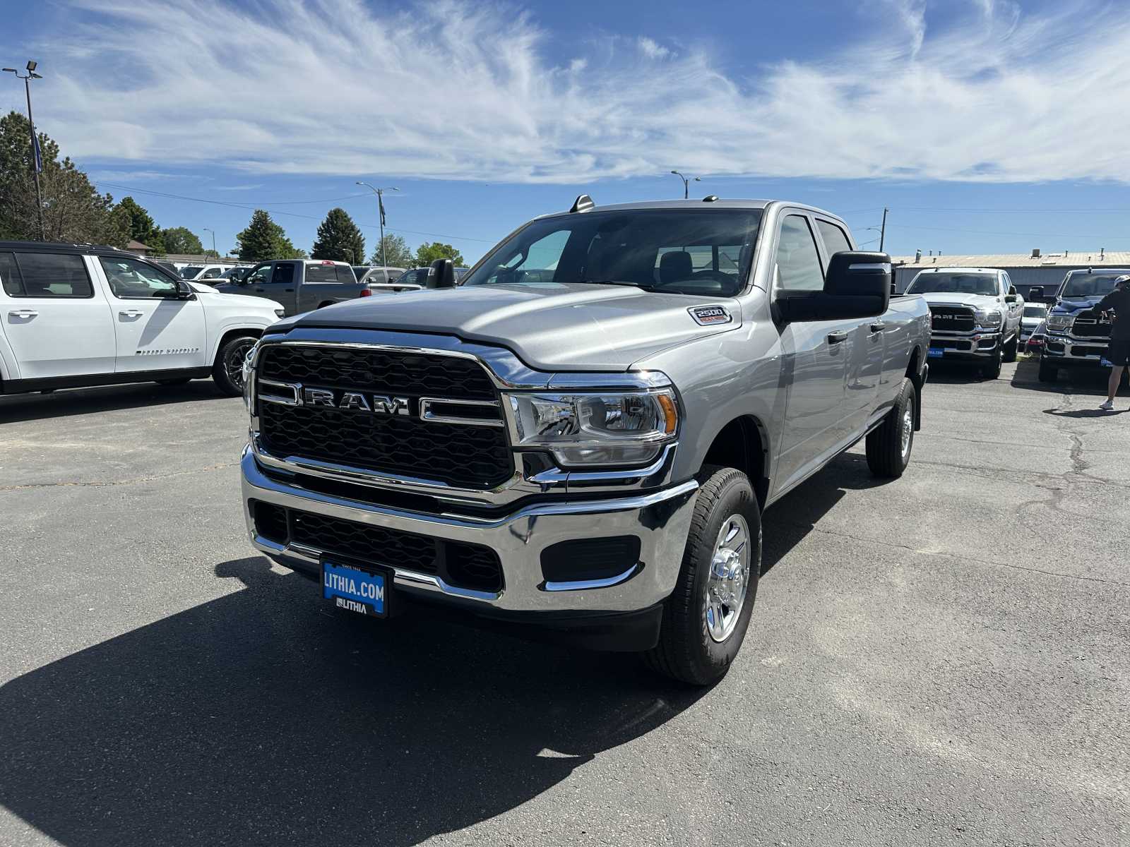 2024 RAM 2500 Tradesman 4x4 Crew Cab 8 Box