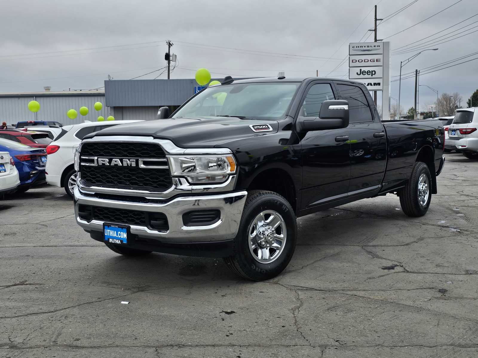 2024 RAM 2500 Tradesman 4x4 Crew Cab 8 Box