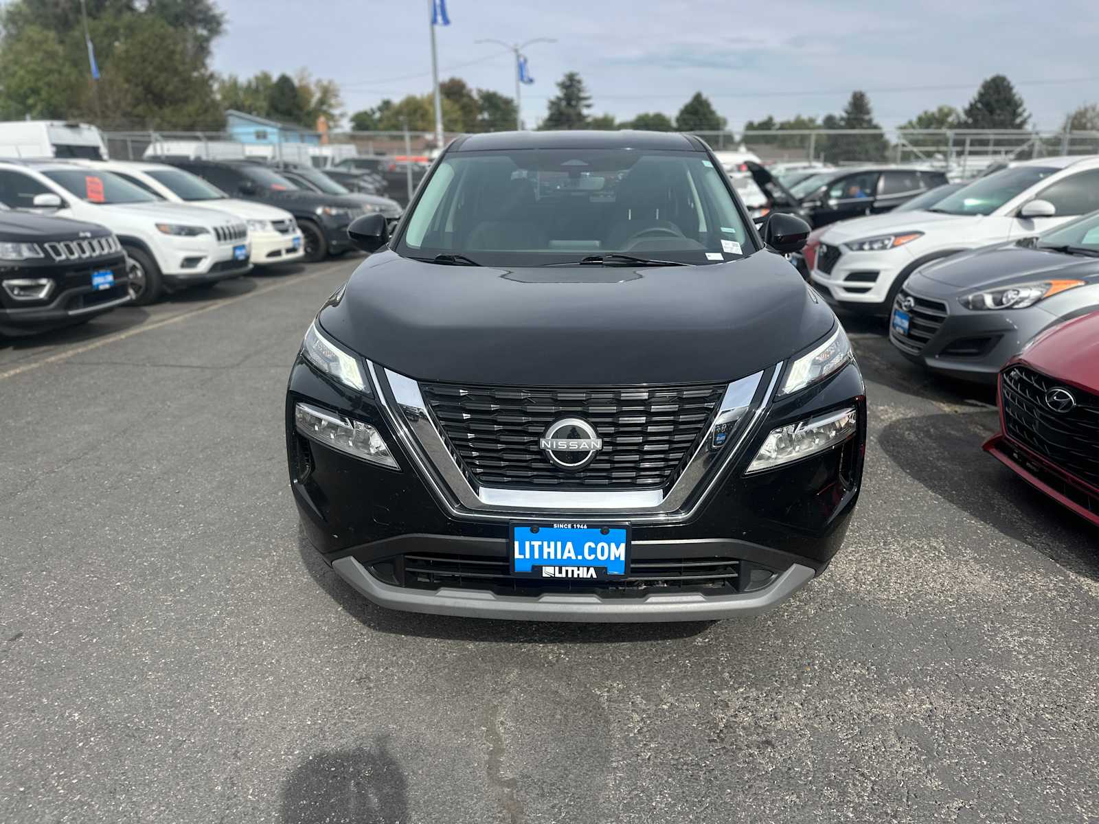 Used 2022 Nissan Rogue SV with VIN 5N1BT3BB5NC721769 for sale in Billings, MT