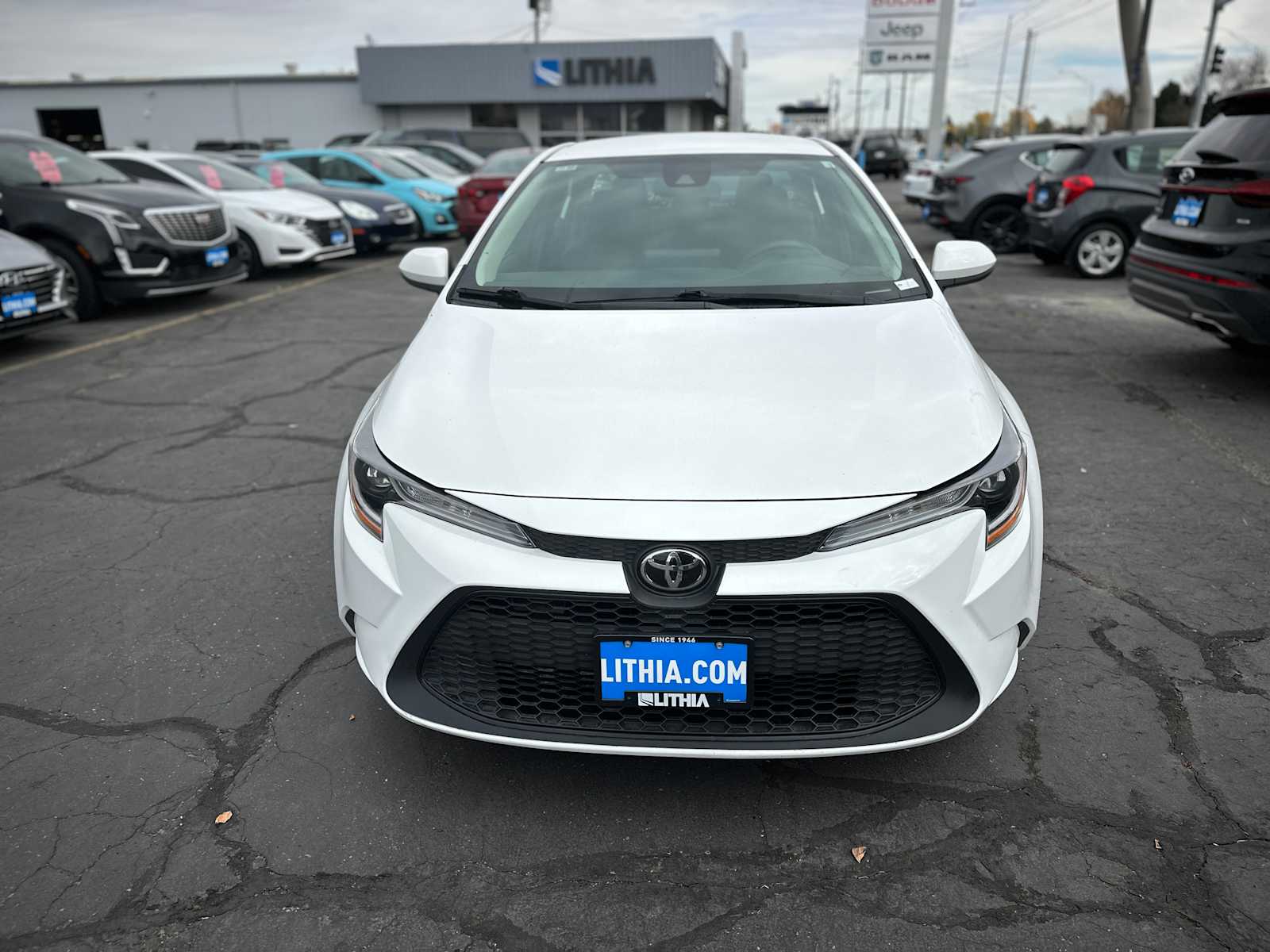 Used 2022 Toyota Corolla LE with VIN 5YFEPMAE2NP317911 for sale in Billings, MT