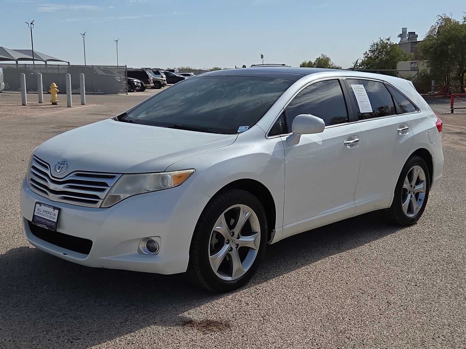 White (Blizzard Pearl) 2012 Toyota Venza SUV / Crossover Front-Wheel Drive 6-Speed Automatic
