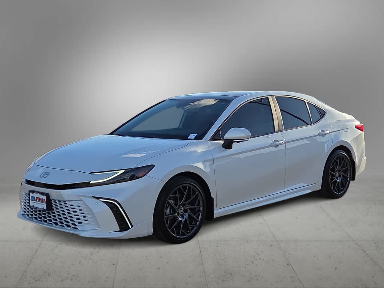 White (Wind Chill Pearl) 2025 Toyota Camry XSE FWD Sedan Front-Wheel Drive Continuously Variable Transmission