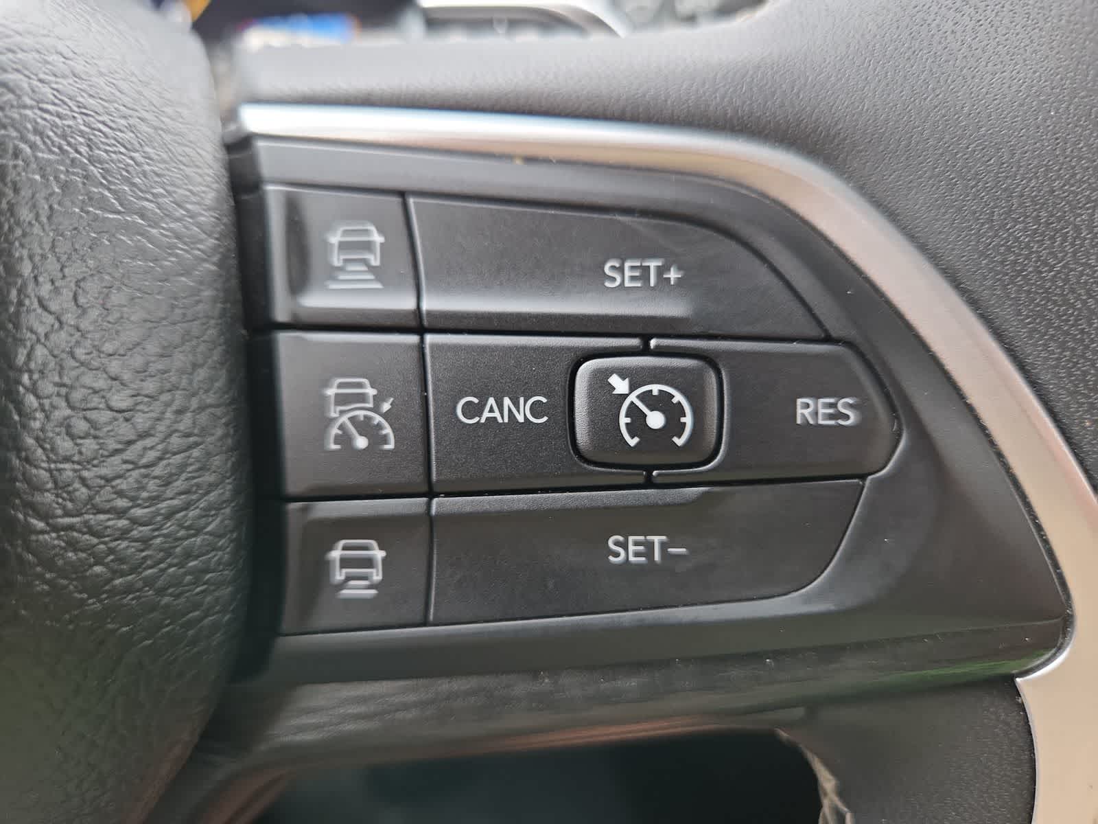 used 2024 Jeep Grand Cherokee car, priced at $26,213