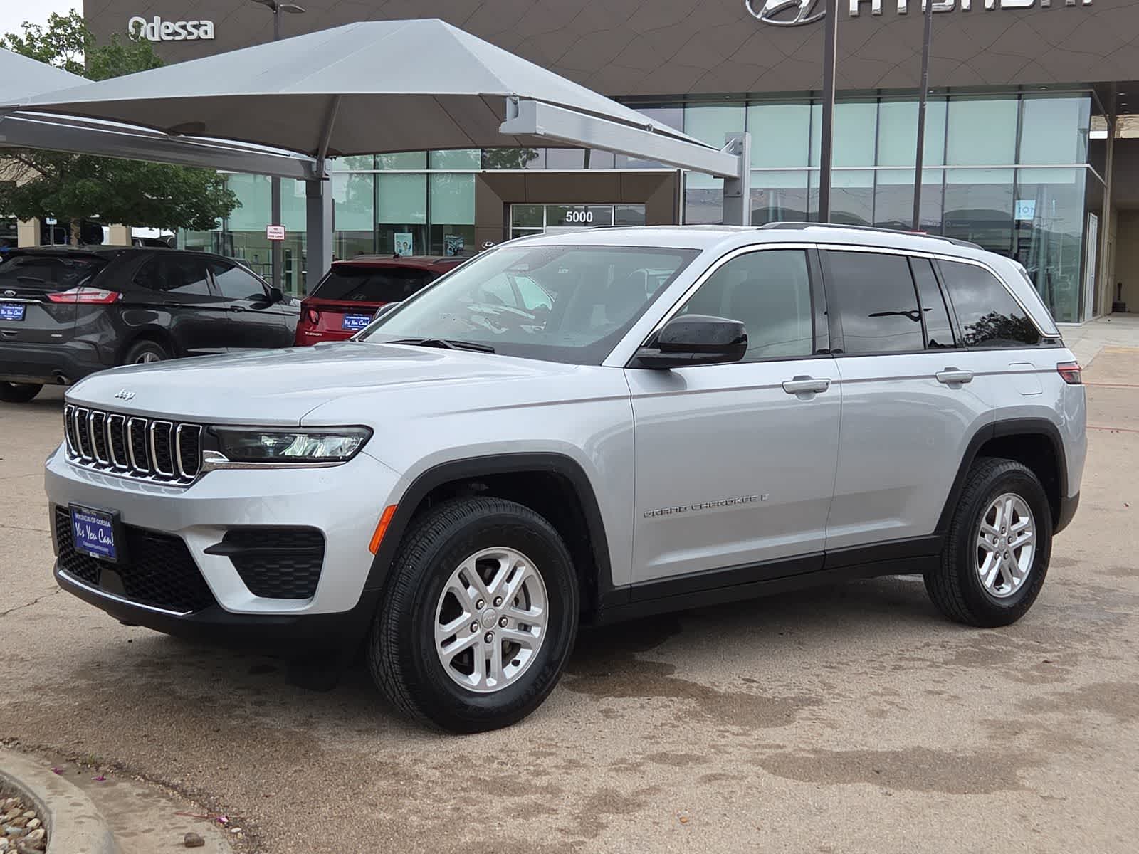 used 2024 Jeep Grand Cherokee car, priced at $26,213