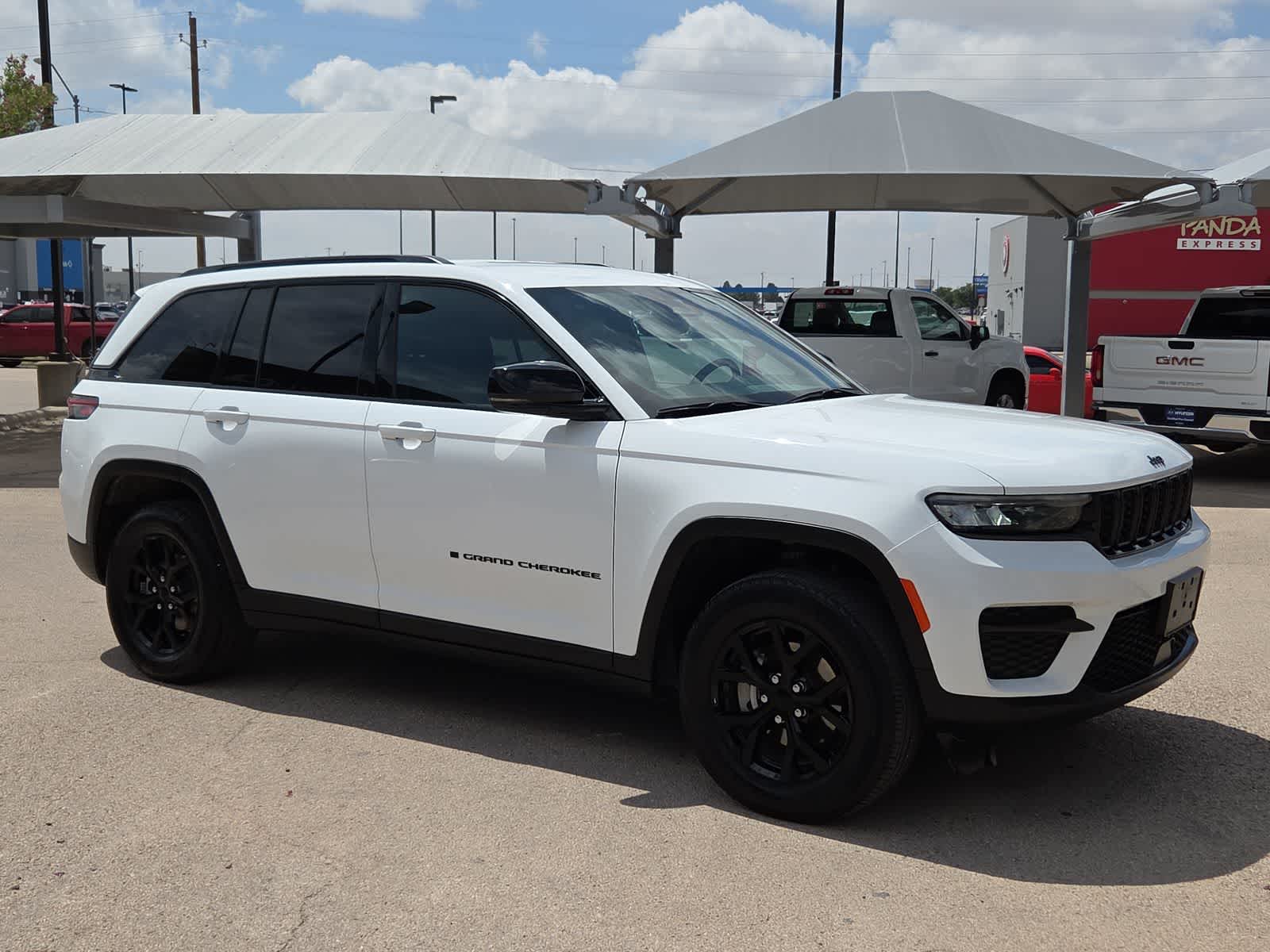used 2024 Jeep Grand Cherokee car, priced at $28,212