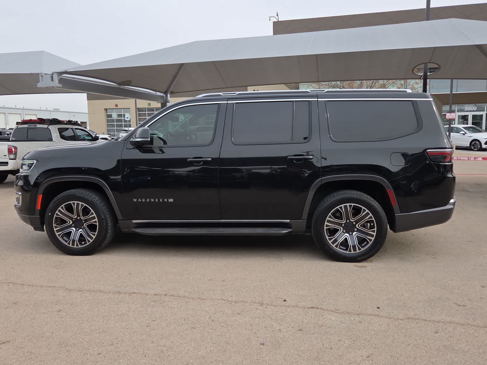 used 2022 Jeep Wagoneer car, priced at $39,987