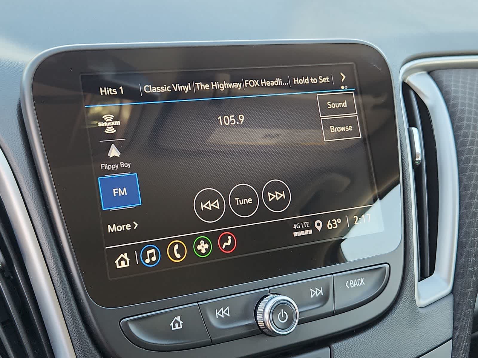 used 2024 Chevrolet Malibu car, priced at $18,986