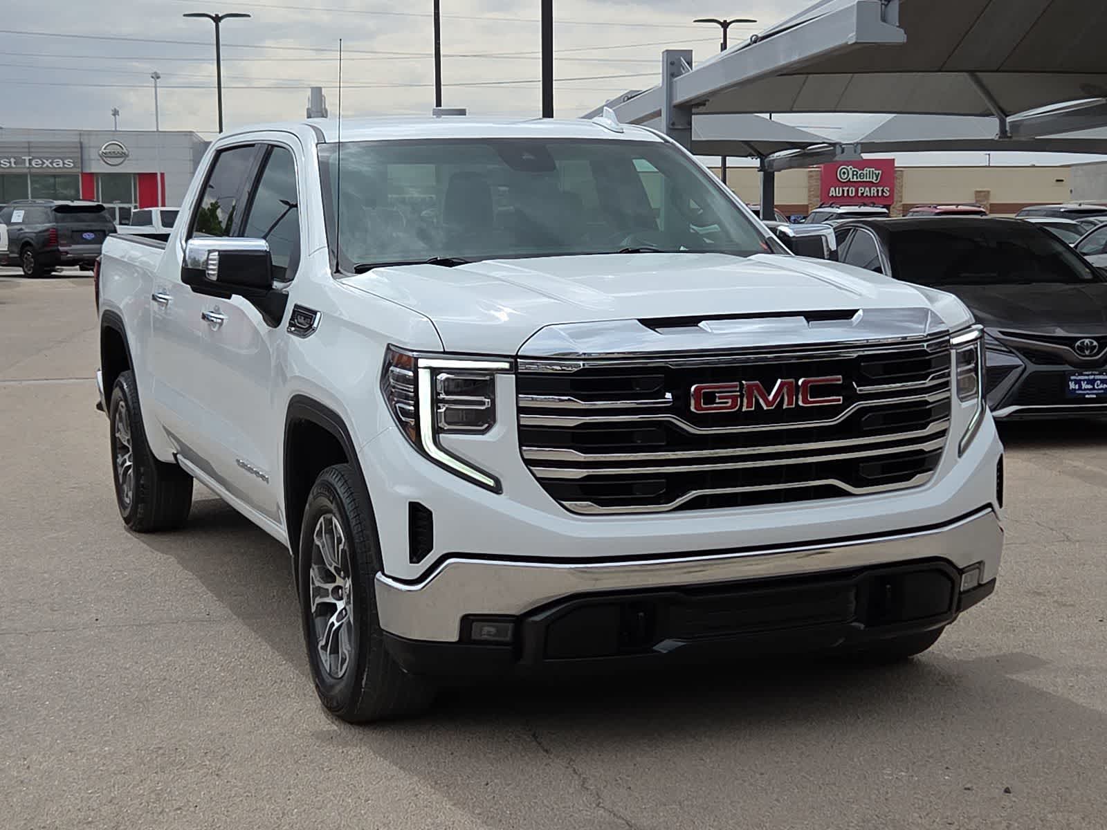 used 2025 GMC Sierra 1500 car, priced at $41,987
