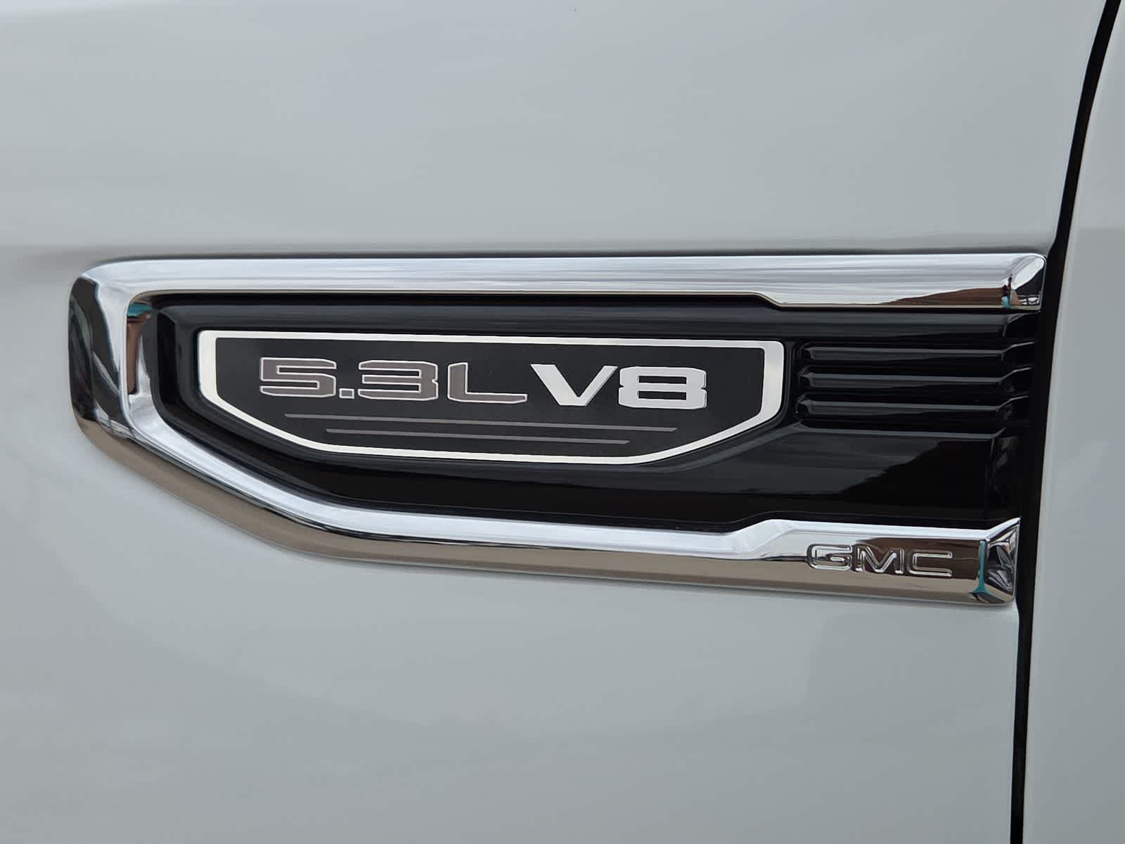 used 2025 GMC Sierra 1500 car, priced at $41,987