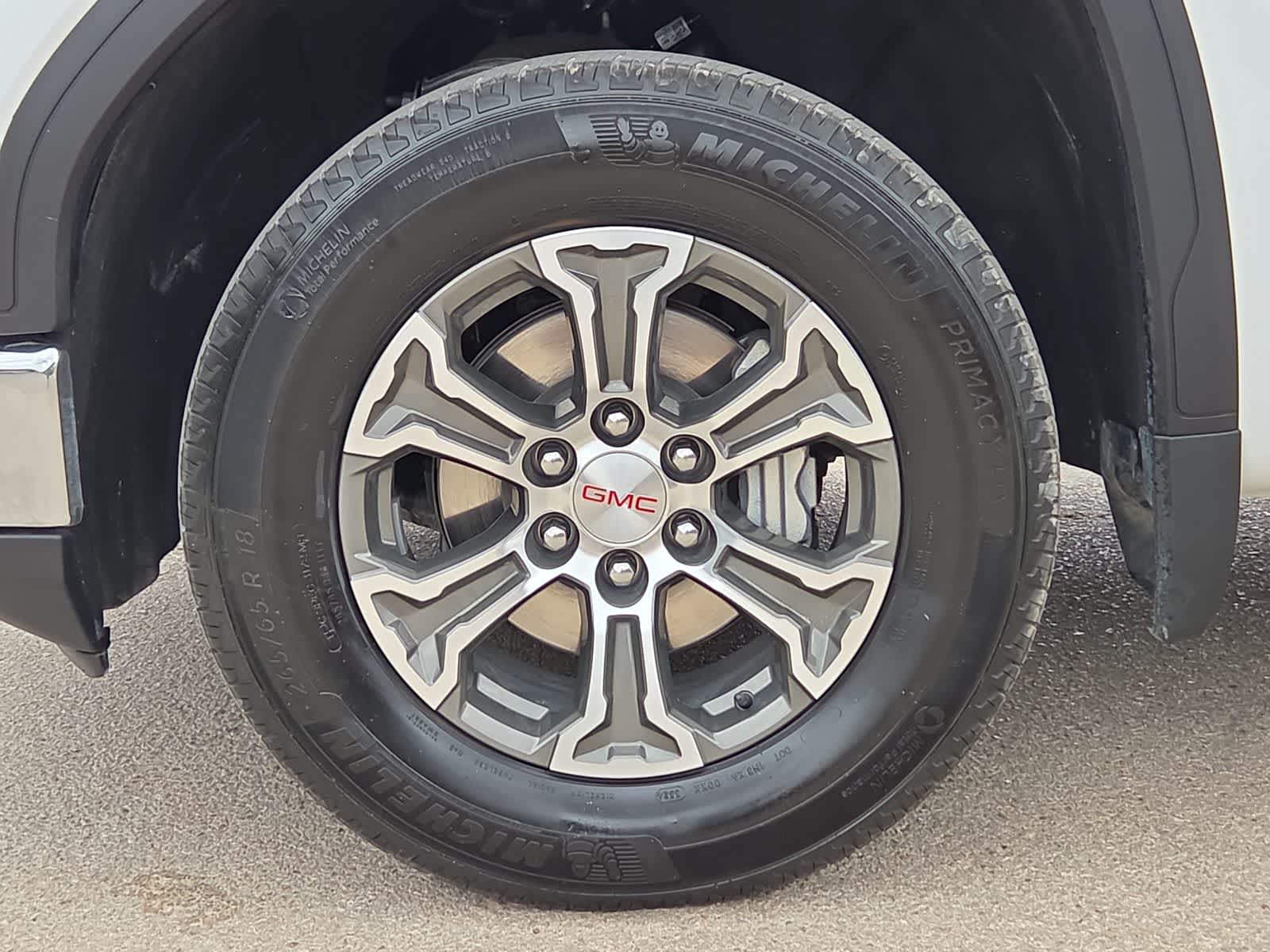used 2025 GMC Sierra 1500 car, priced at $41,987